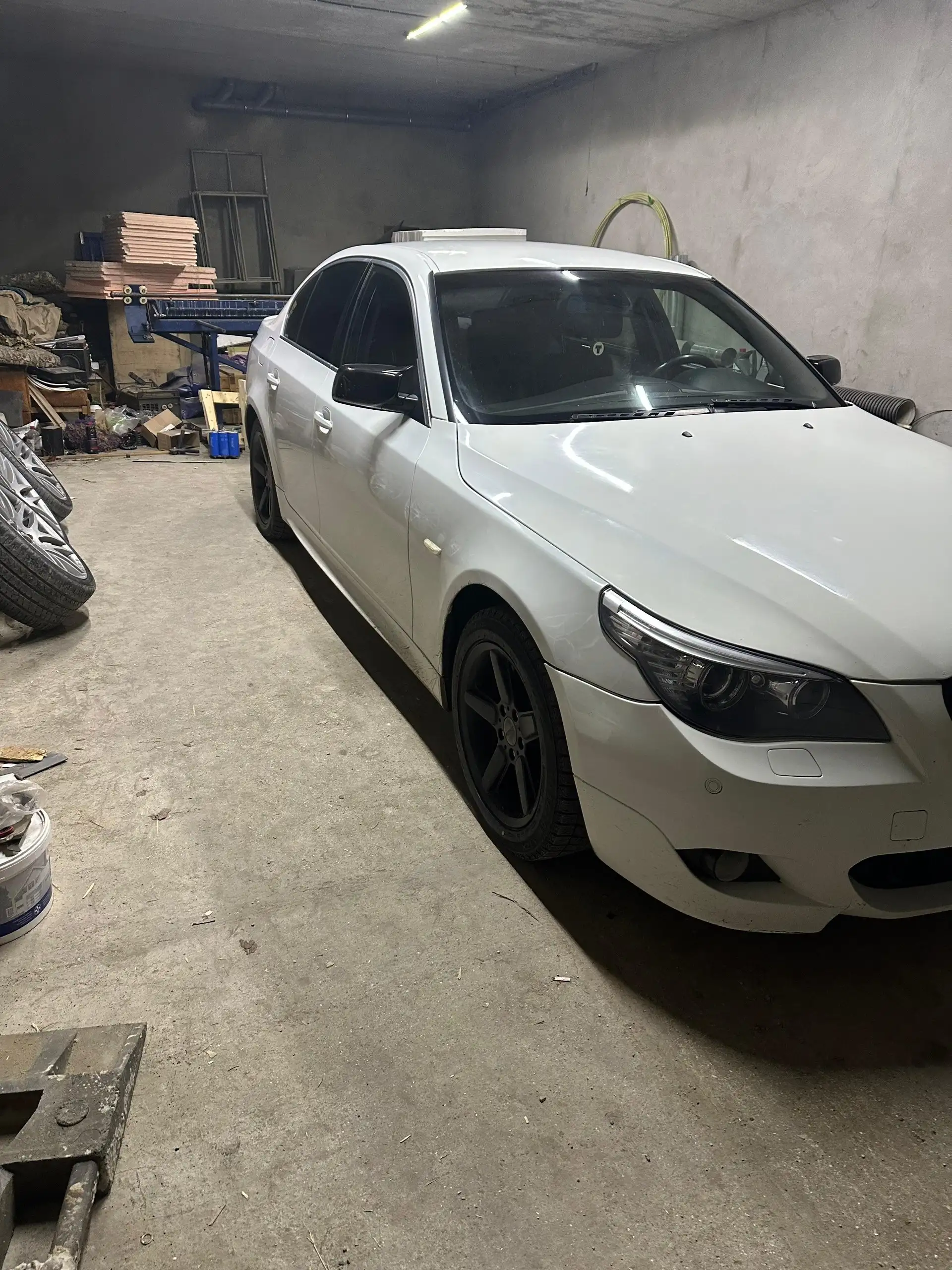 BMW E60 2009 года, полный привод, 3.0 л бензин - Легковые автомобили (Авто) в Симферополь