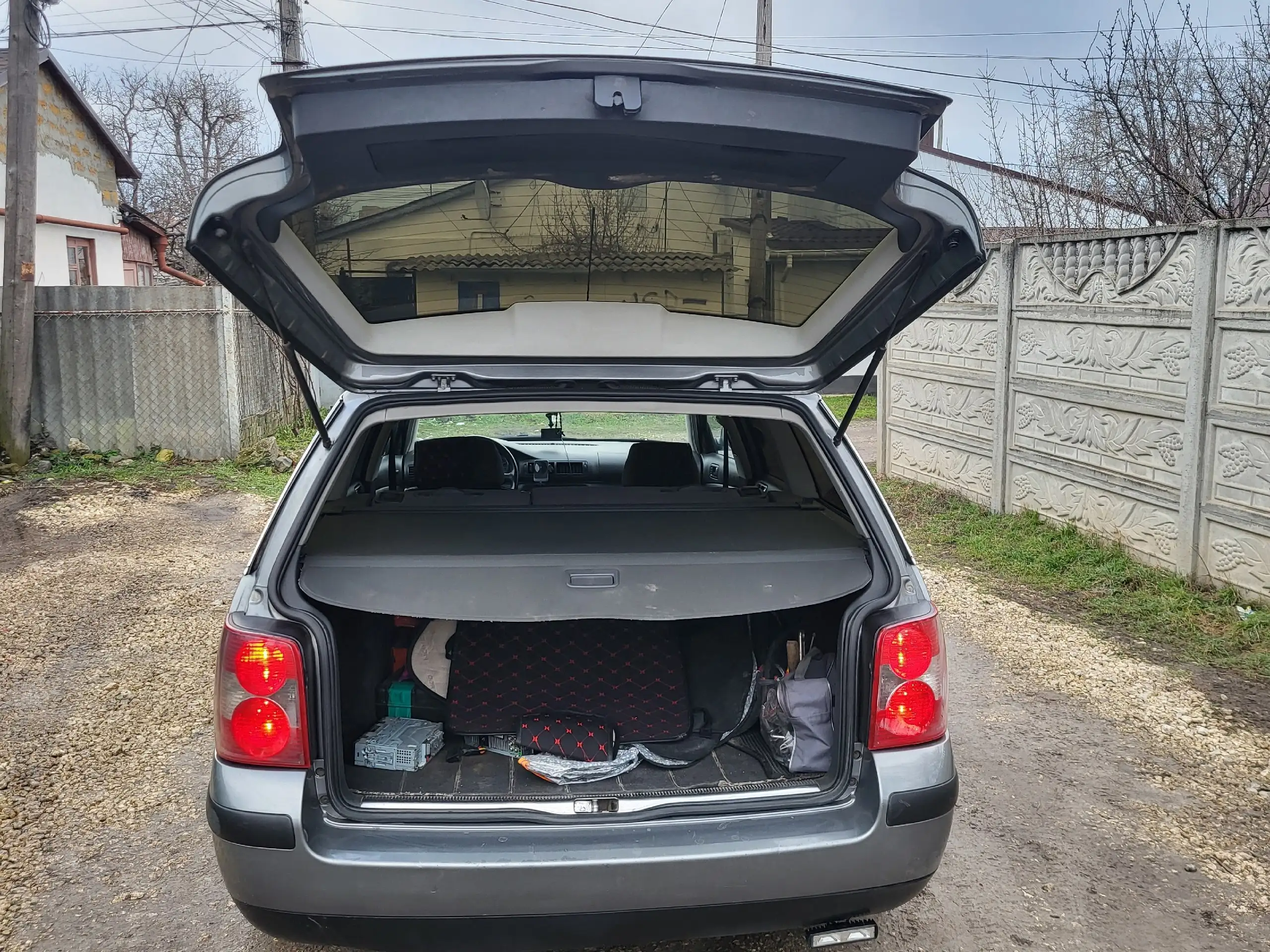 Продажа автомобиля Volkswagen 1.9 TDI 130 л.с. 2004 года - Легковые автомобили (Авто) в Симферополь