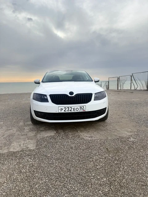 Продажа Skoda Octavia A7 1.8 в предмаксимальной комплектации - Авто в Севастополь