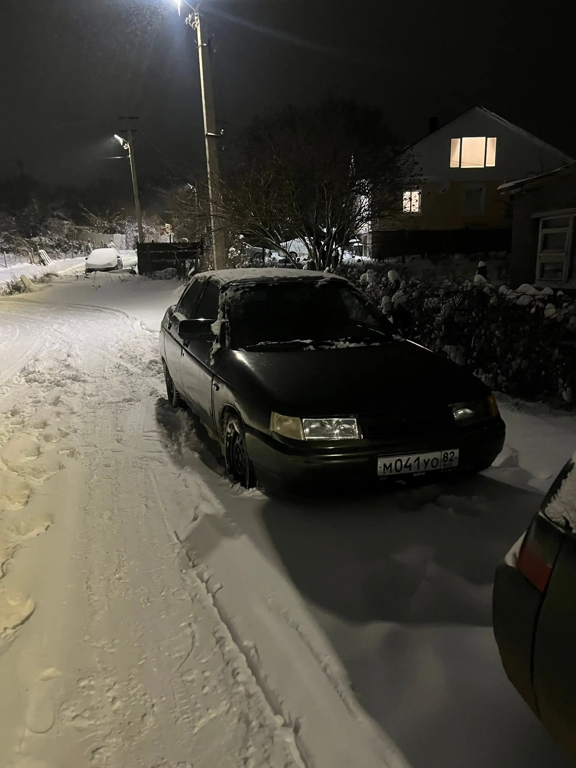 Продам автомобиль 2004 года с 16-клапанным двигателем - Легковые автомобили (Авто) в Севастополь