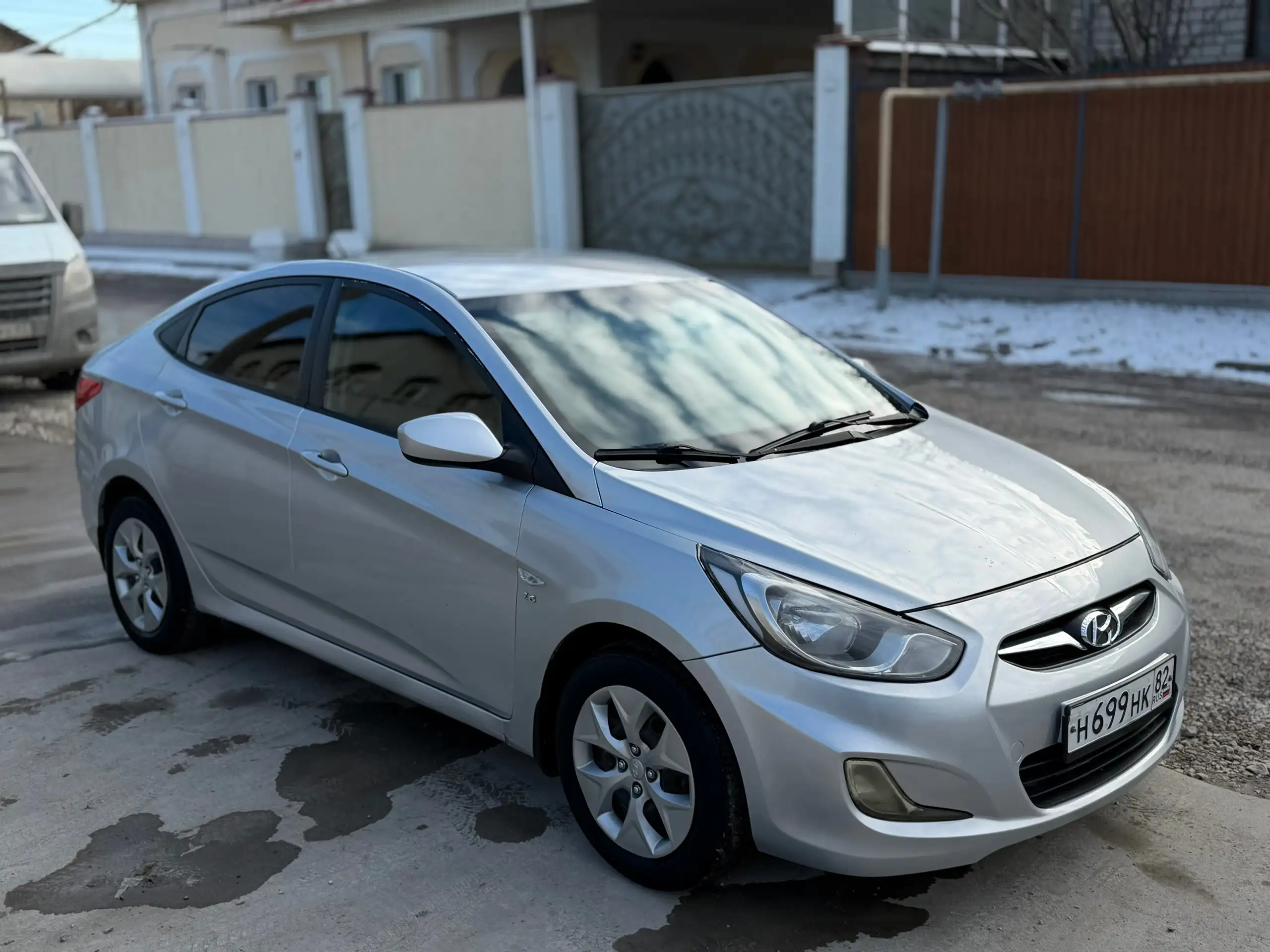 Продажа Hyundai Solaris 2013 года с газовым оборудованием - Легковые автомобили (Авто) в Севастополь