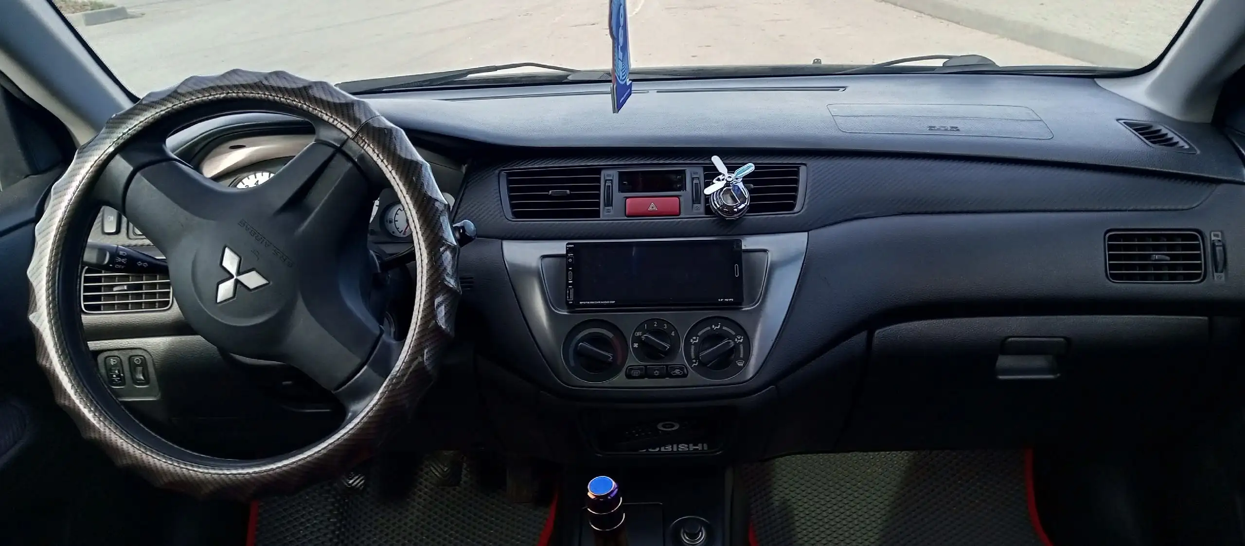 Продам надежный исправный автомобиль - Авто в Симферополь