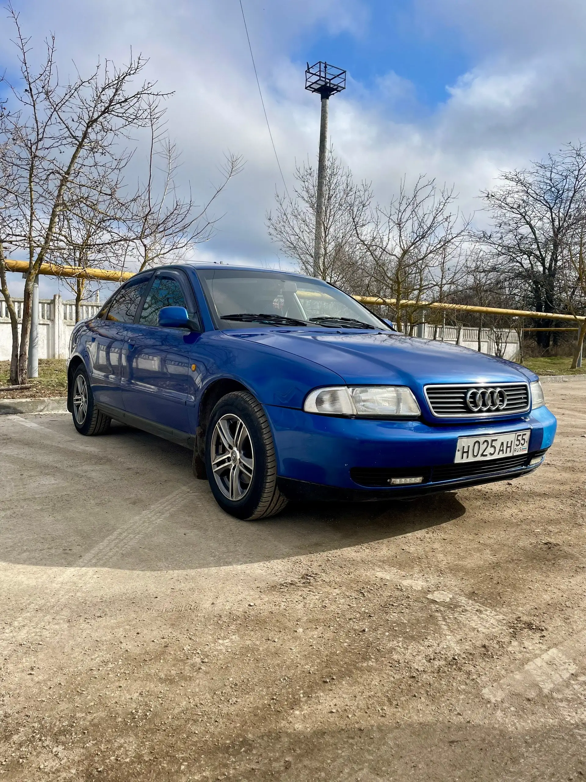 Продам Audi A4 1998 года - Легковые автомобили (Авто) в Ленино