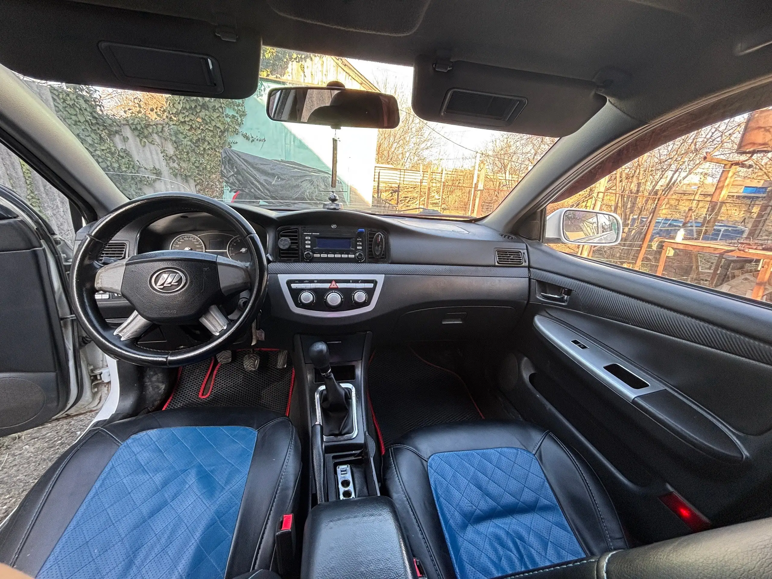 Продам Лифан Солано 1.6 2011 года - Легковые автомобили (Авто) в Симферополь