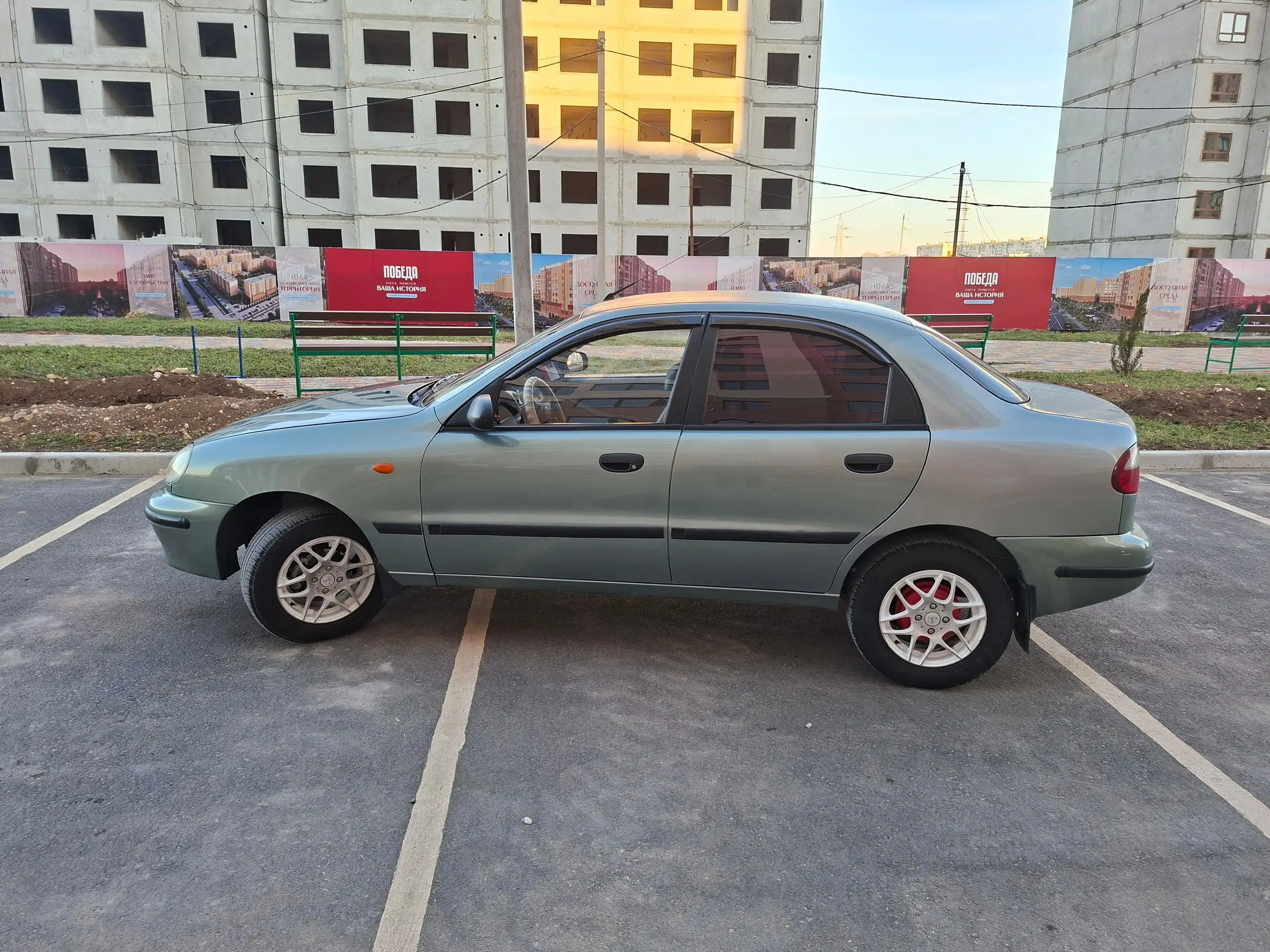Daewoo Lanos 1.5 2009 года - Легковые автомобили (Авто) в Евпатория