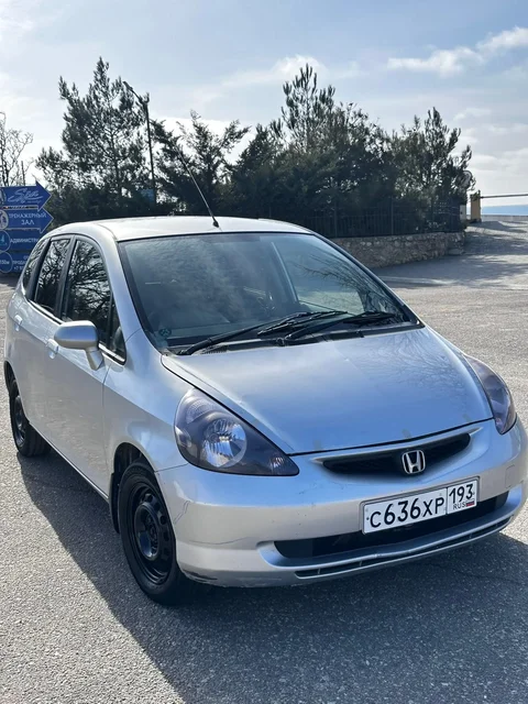 Продажа Honda Fit 2002 года с полным приводом - частное объявление в Севастополь