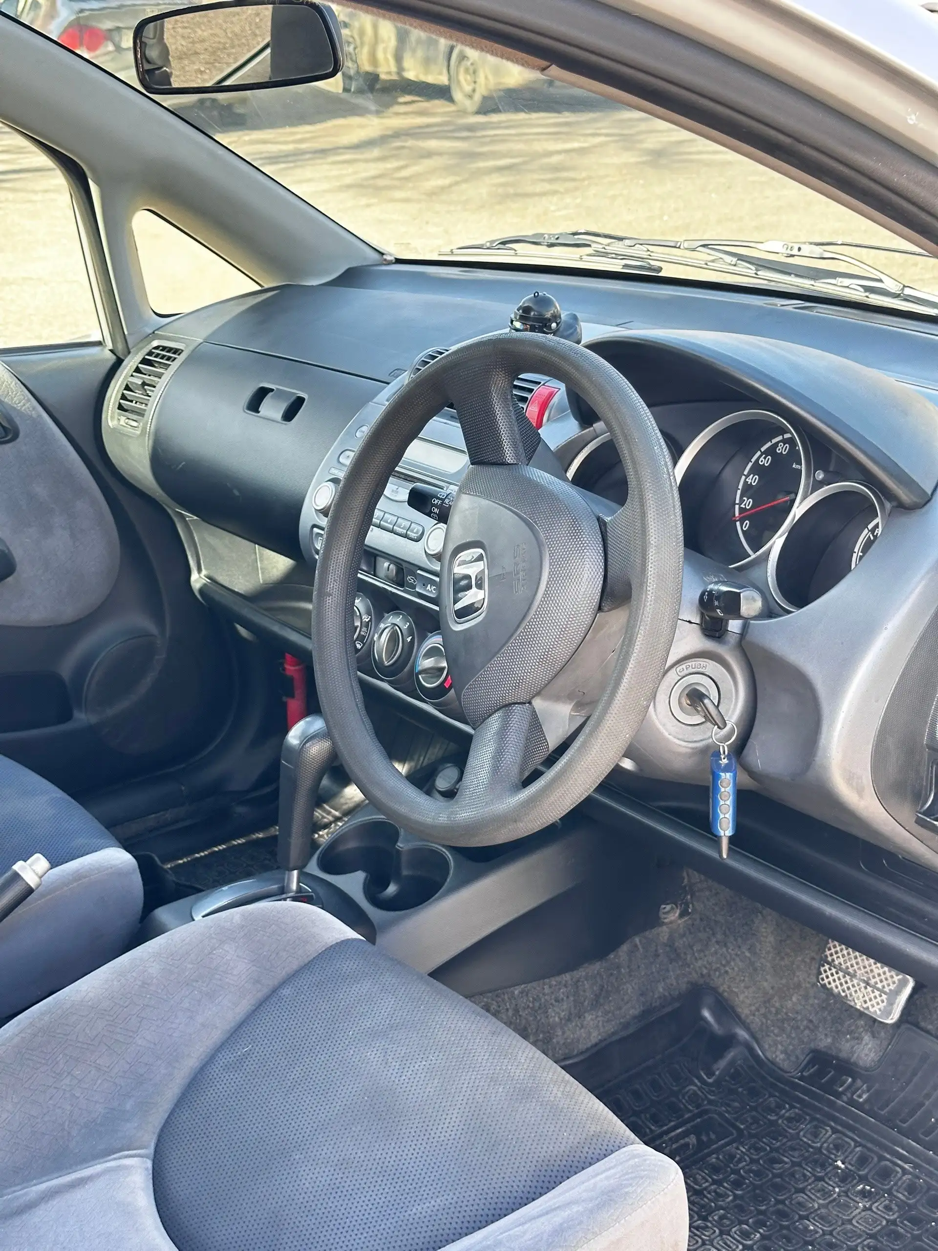 Продажа Honda Fit 2002 года с полным приводом - Авто в Севастополь