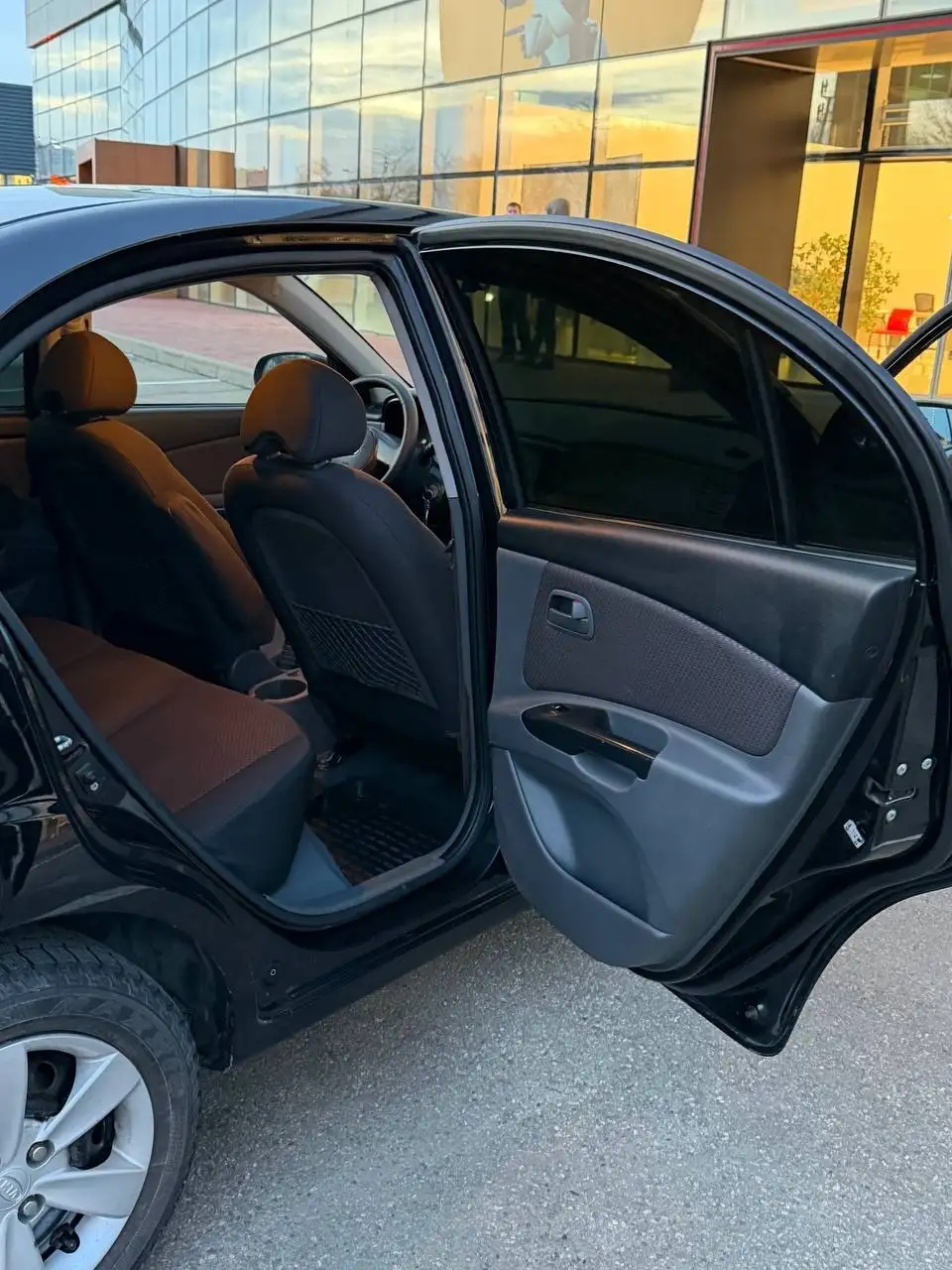 Продам KIA RIO 2010 года в Симферополе - Легковые автомобили (Авто) в Симферополь