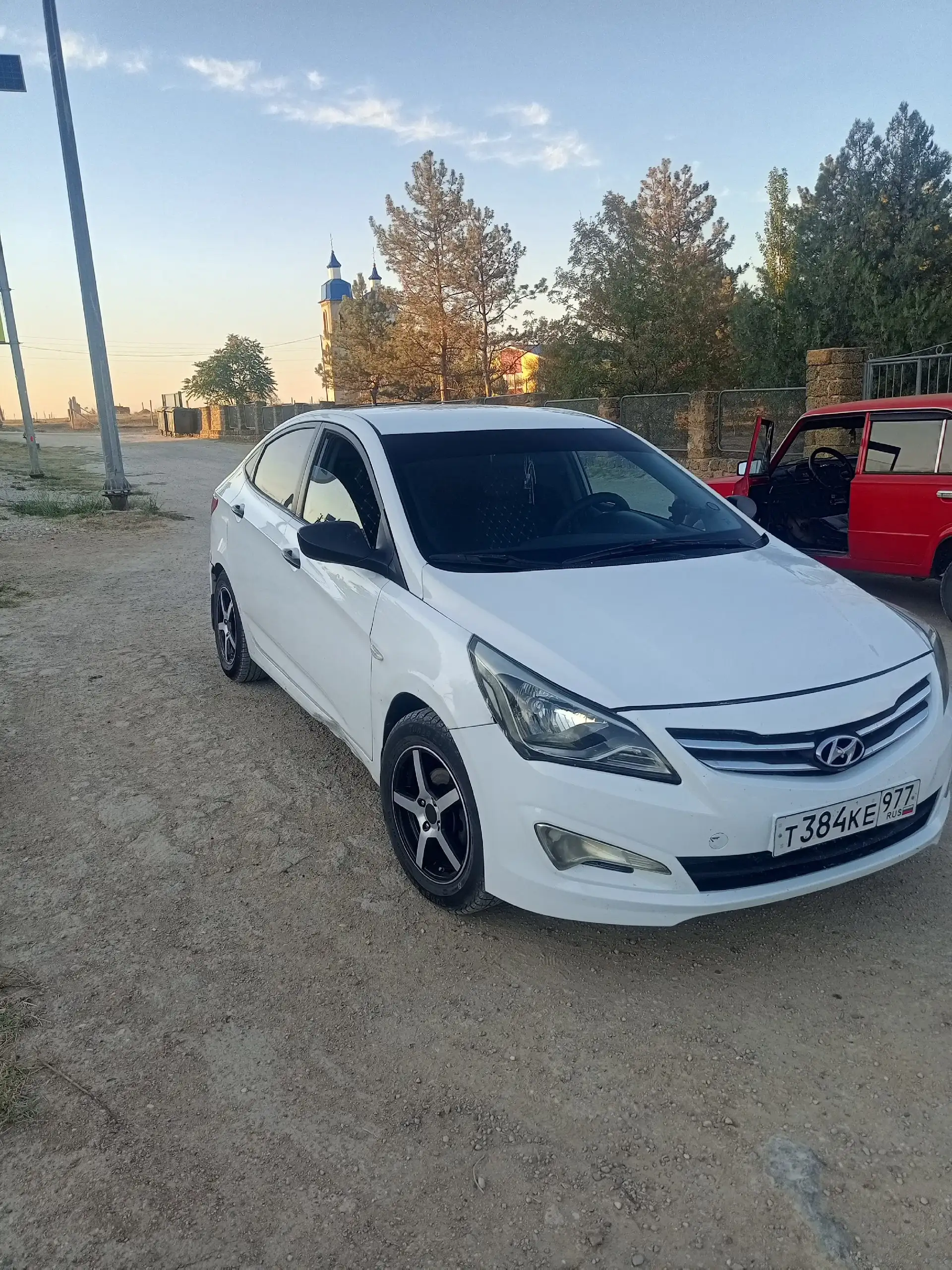 Hyundai Solaris 2015, 1.4 механика - Легковые автомобили (Авто) в Саки