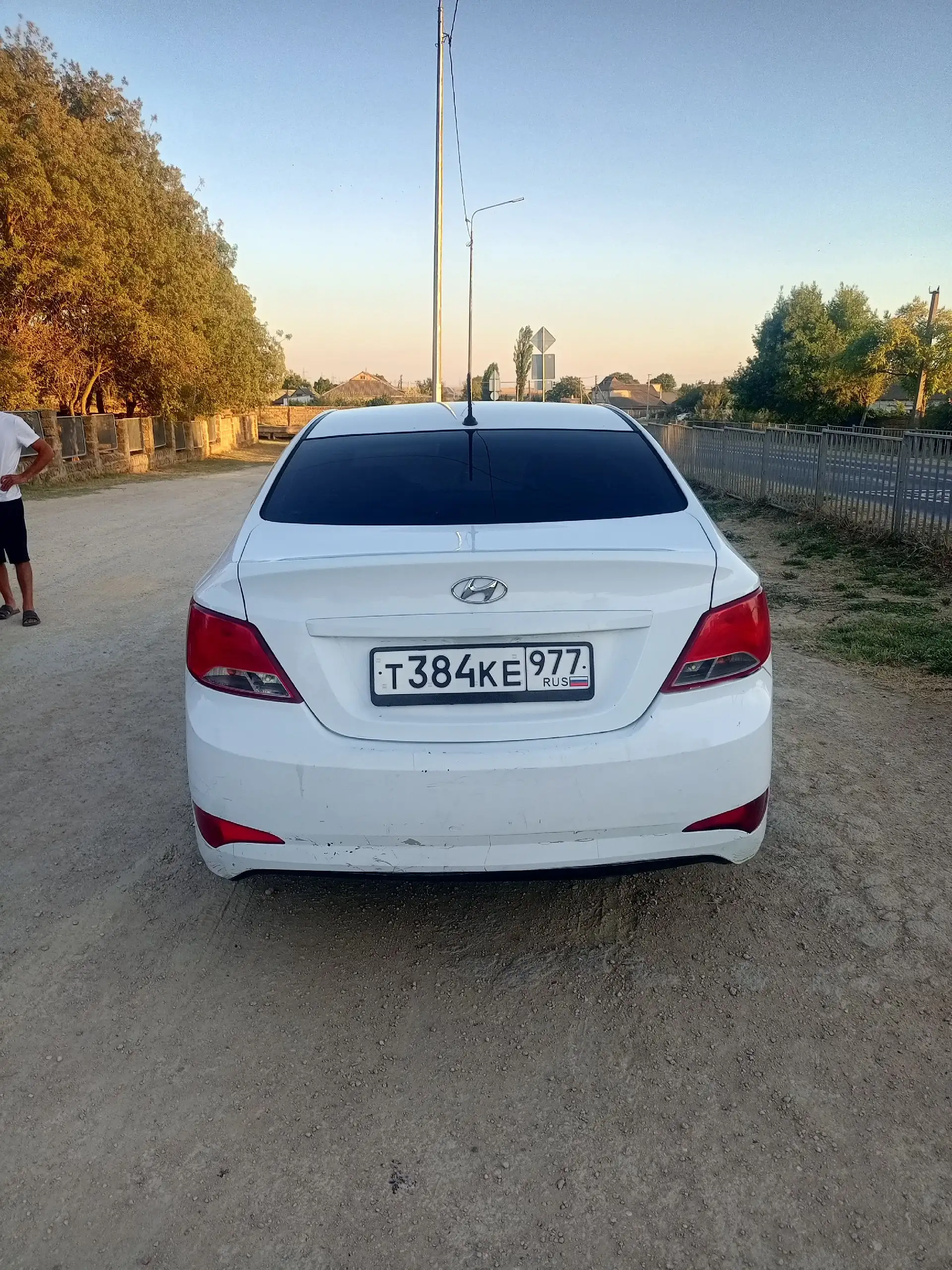 Hyundai Solaris 2015, 1.4 механика - Легковые автомобили (Авто) в Саки