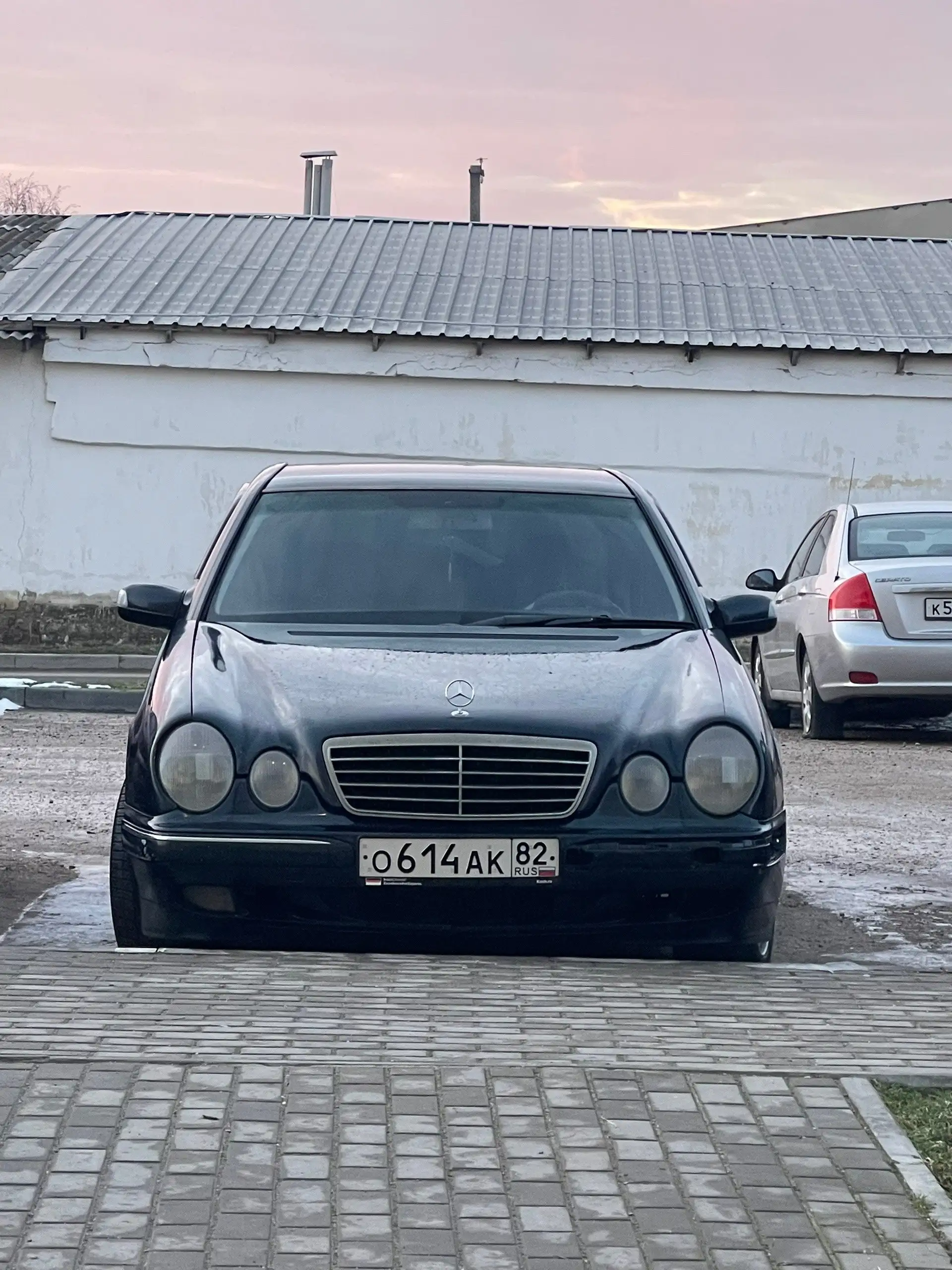 Mercedes W210 2000 года, 2.8 V6, автомат - Авто в Симферополь