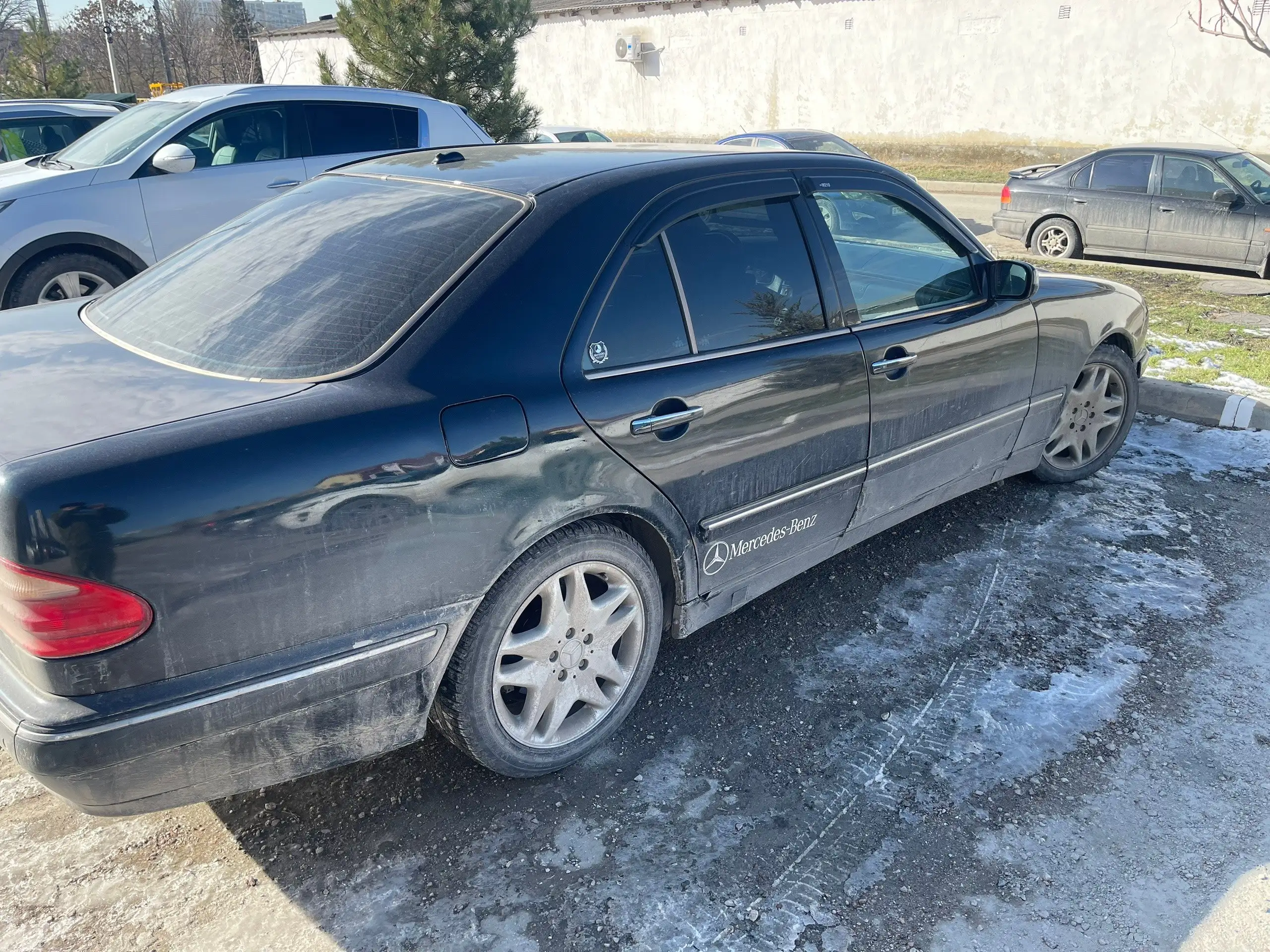 Mercedes W210 2000 года, 2.8 V6, автомат - Авто в Симферополь