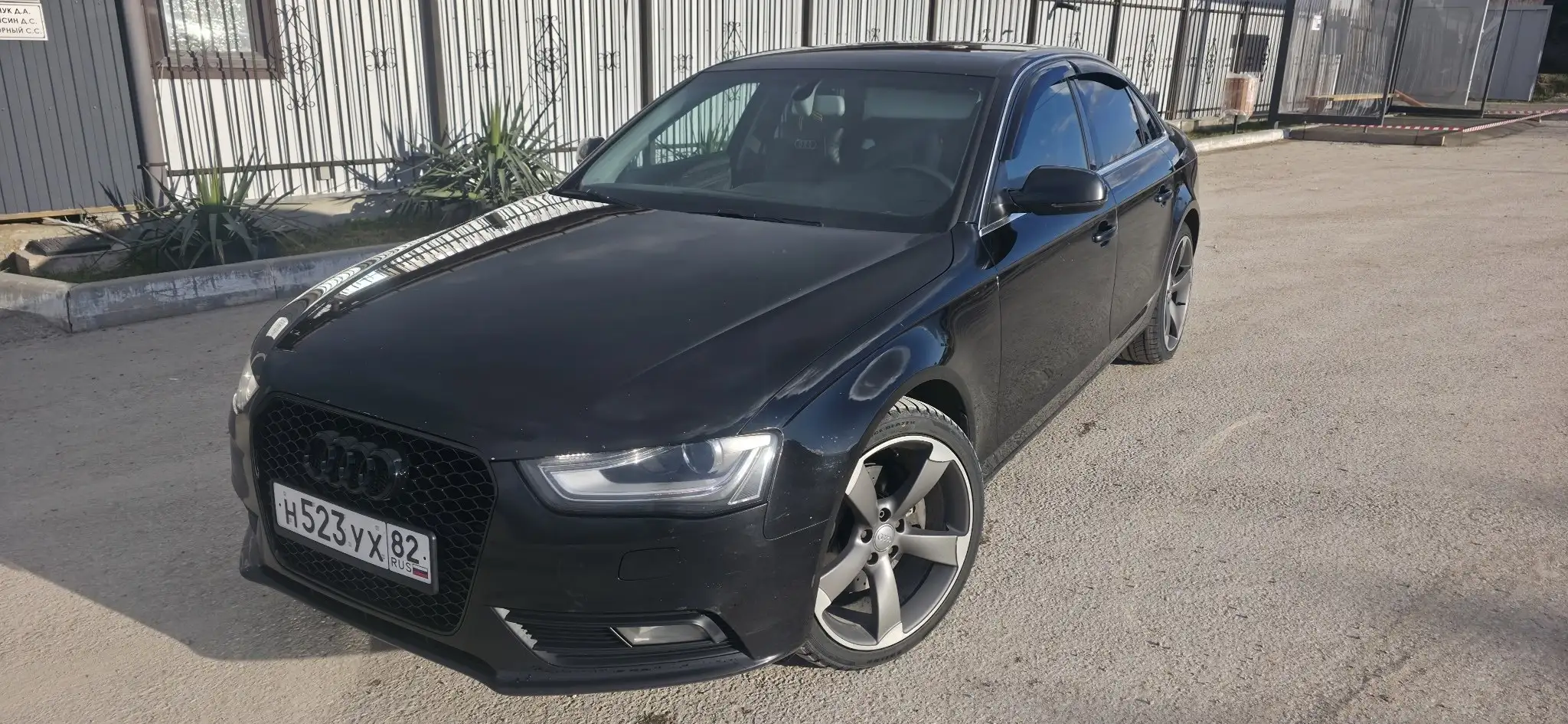 Продам Audi A4 B8 рестайлинг 2012 года - Легковые автомобили (Авто) в Симферополь