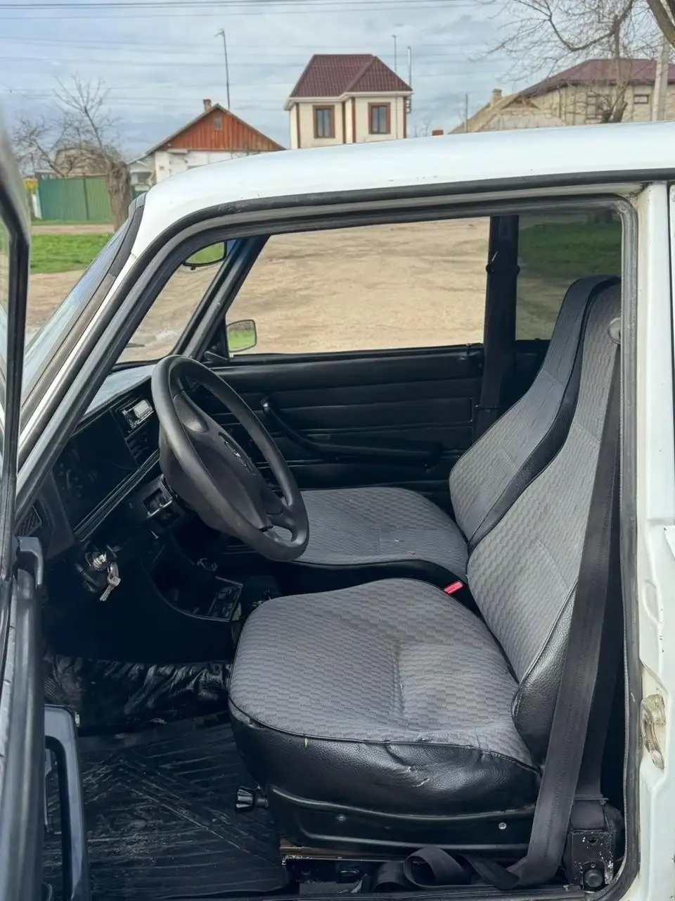 Продам ВАЗ 2107 2005 года - Легковые автомобили (Авто) в Ленино