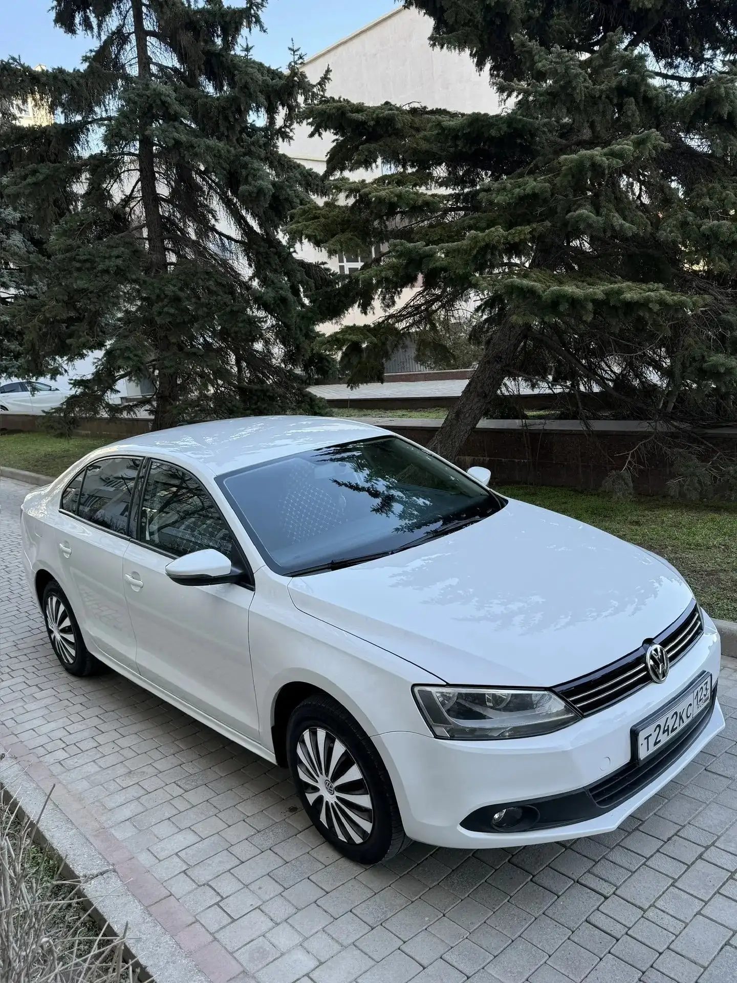 Продажа автомобиля Lada Priora 2012 года - Легковые автомобили (Авто) в Евпатория