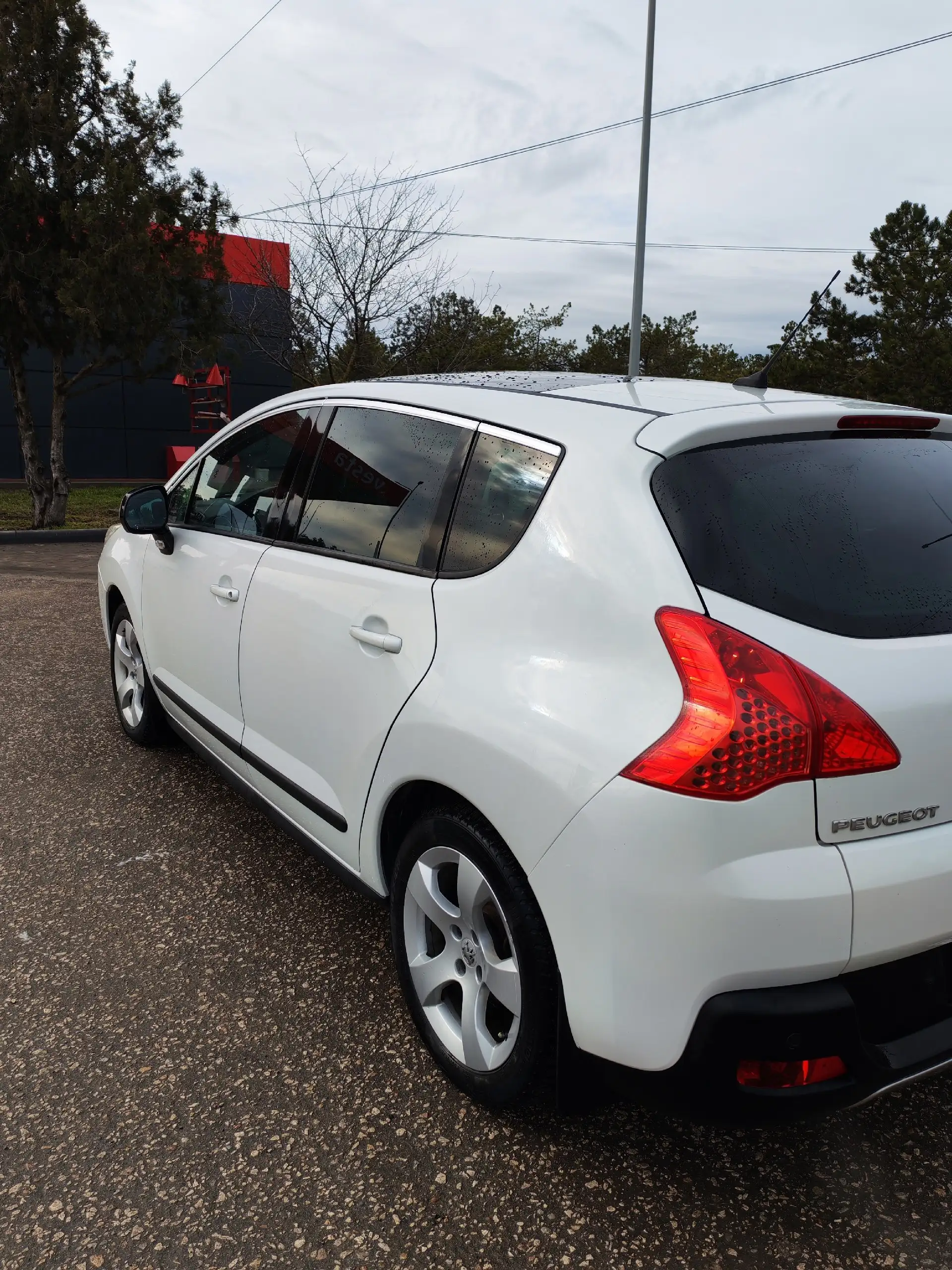 Продам автомобиль 2012 года 1.6 АКПП с пробегом 208 тыс км - Легковые автомобили (Авто) в Евпатория