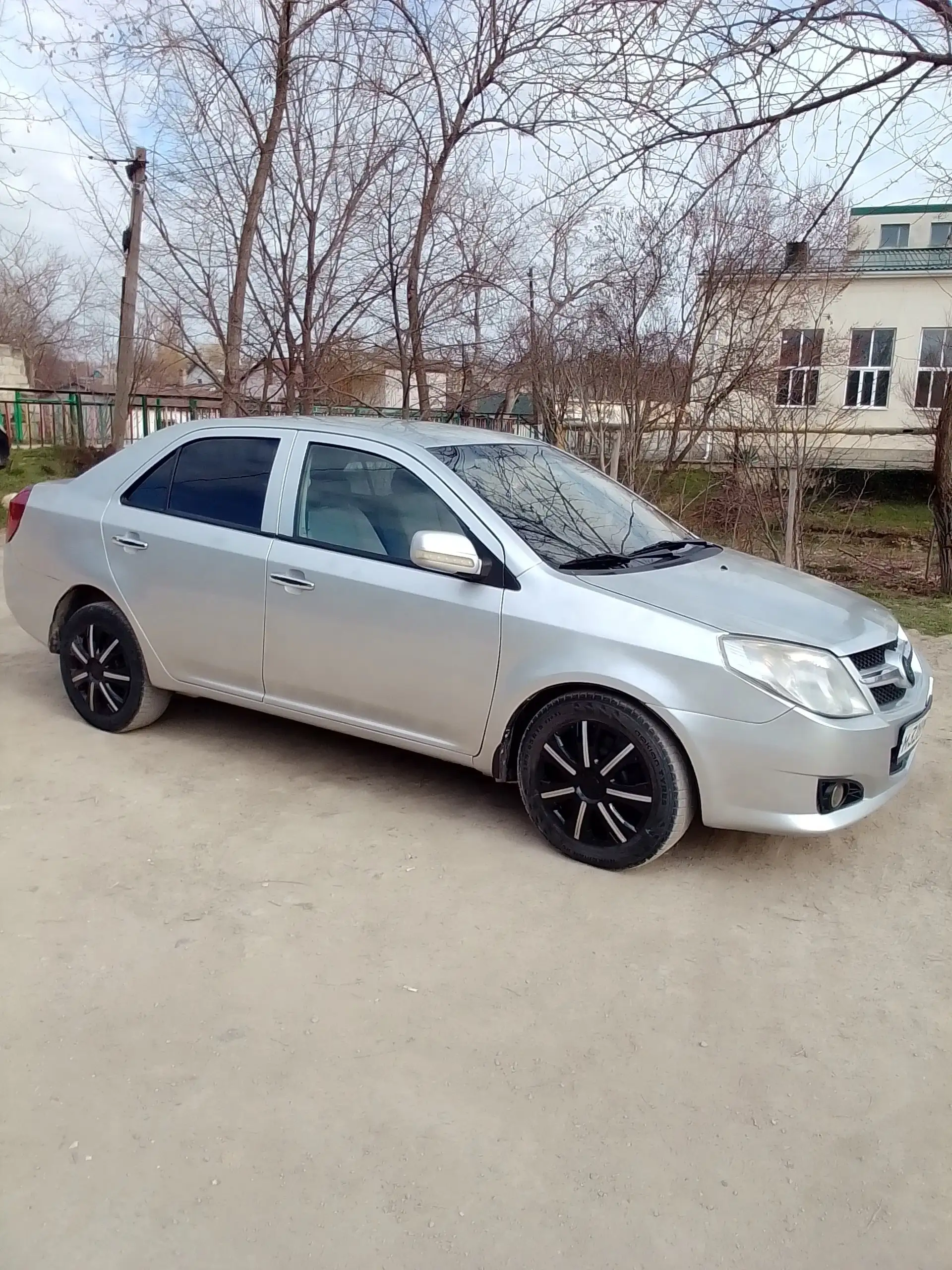 Продам Geely MK 2011 года в отличной комплектации - Авто в Белогорск