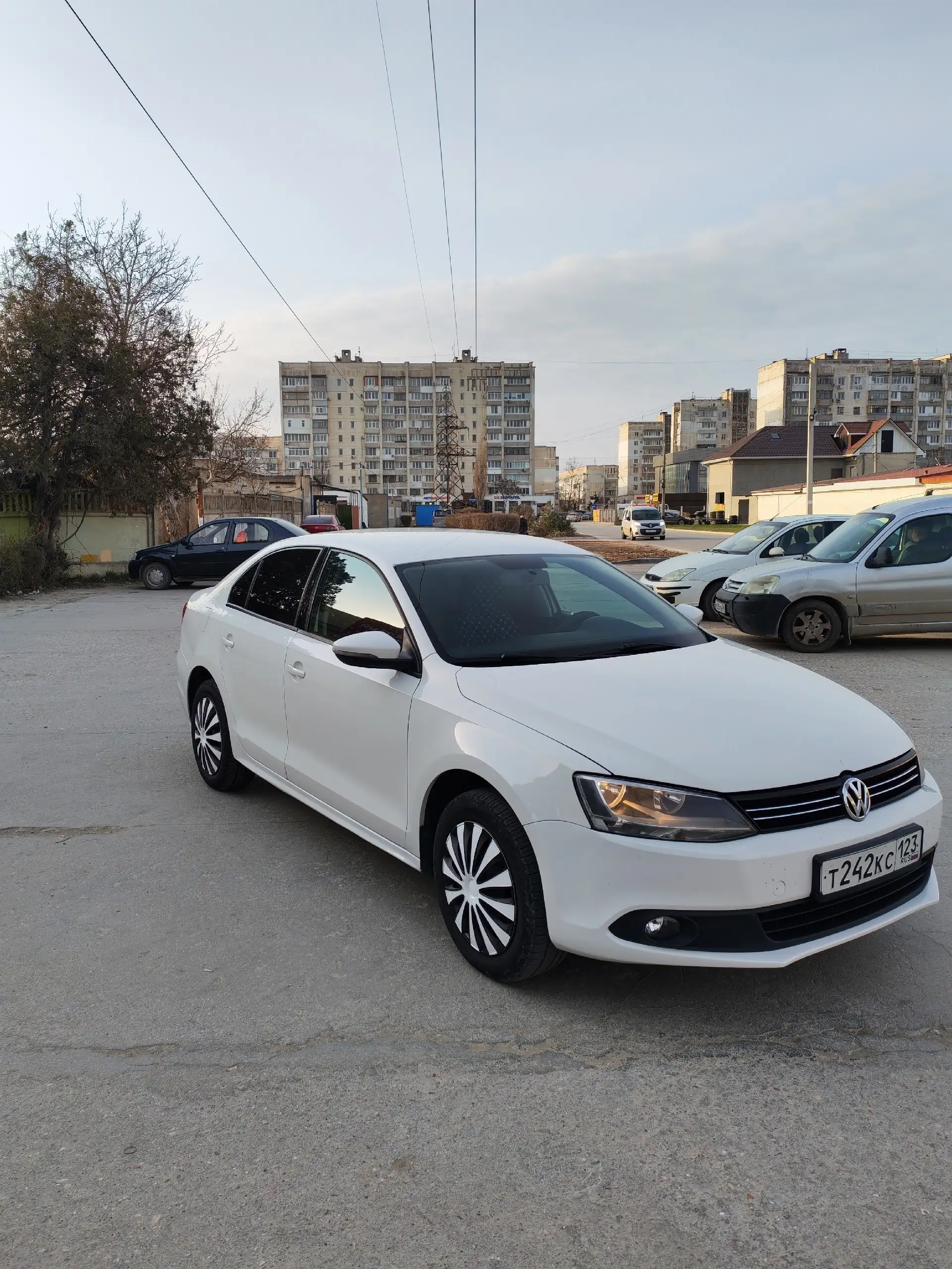 Продам автомобиль с двигателем 1.6 бензин, МКПП, 265000 пробег - Авто в Евпатория