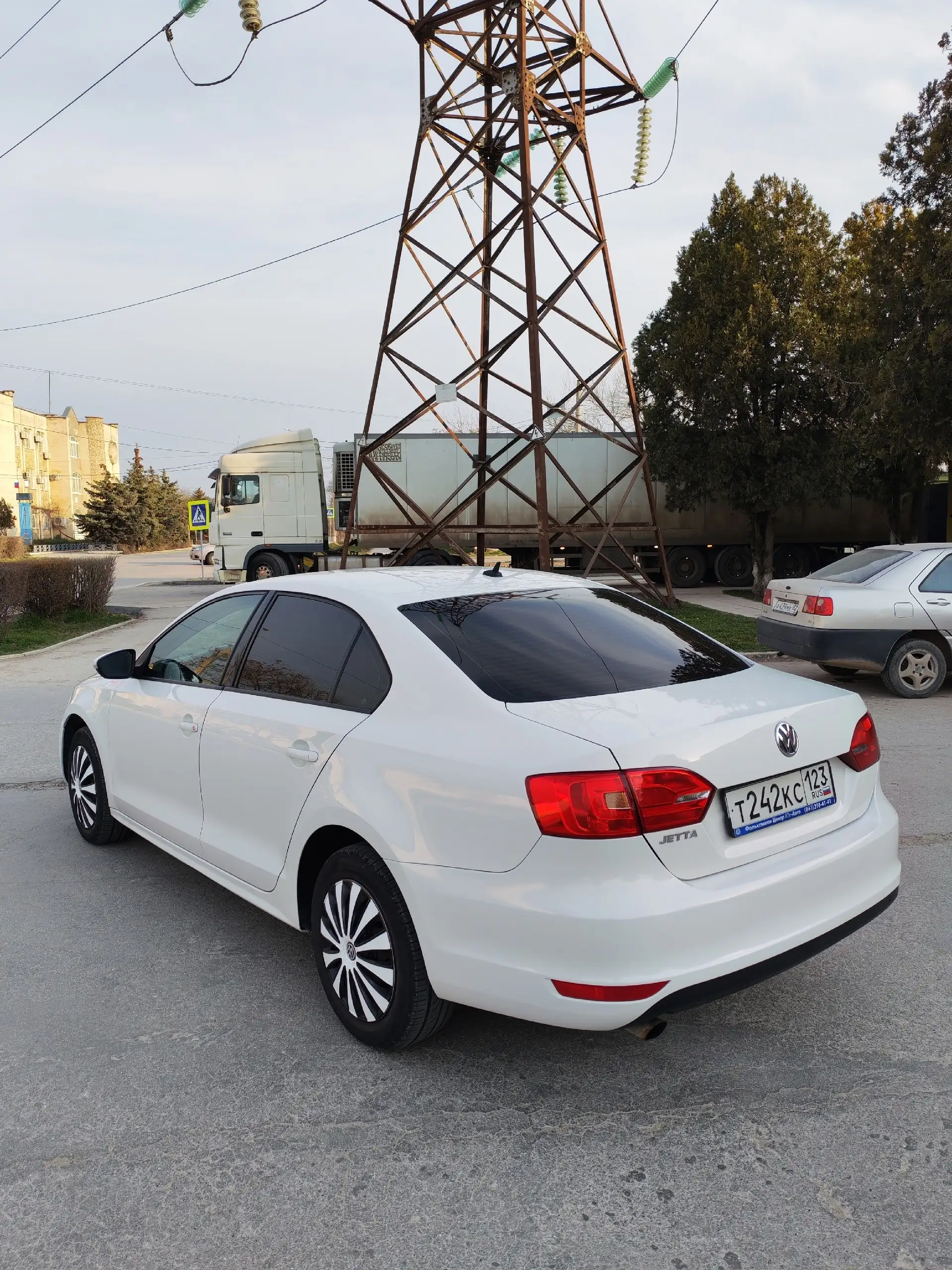 Продам автомобиль с двигателем 1.6 бензин, МКПП, 265000 пробег - Авто в Евпатория