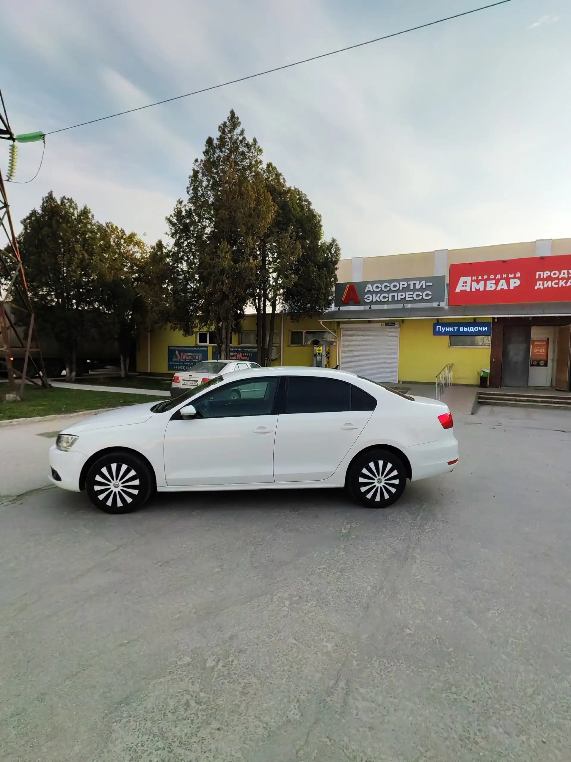 Продам автомобиль с двигателем 1.6 бензин, МКПП, 265000 пробег - Авто в Евпатория