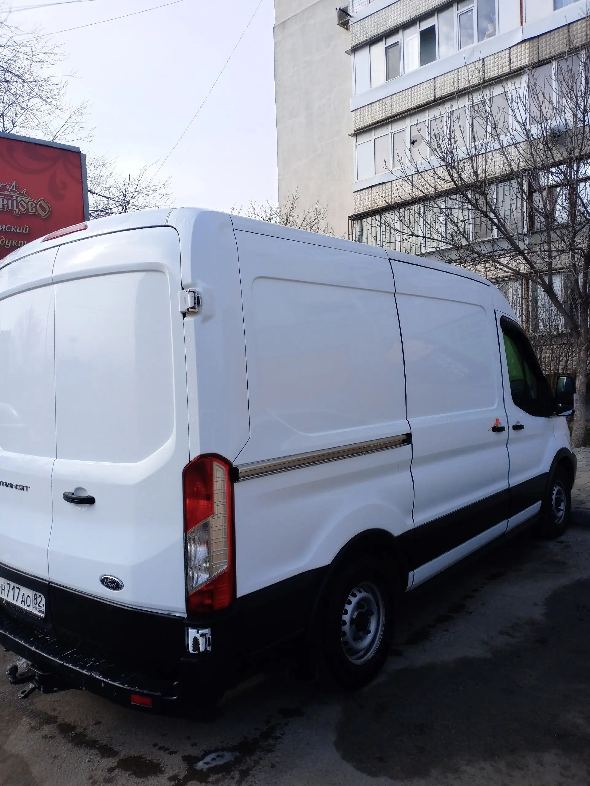FORD Transit 2019 года в отличном состоянии - Грузовики и фургоны (Авто) в Феодосия