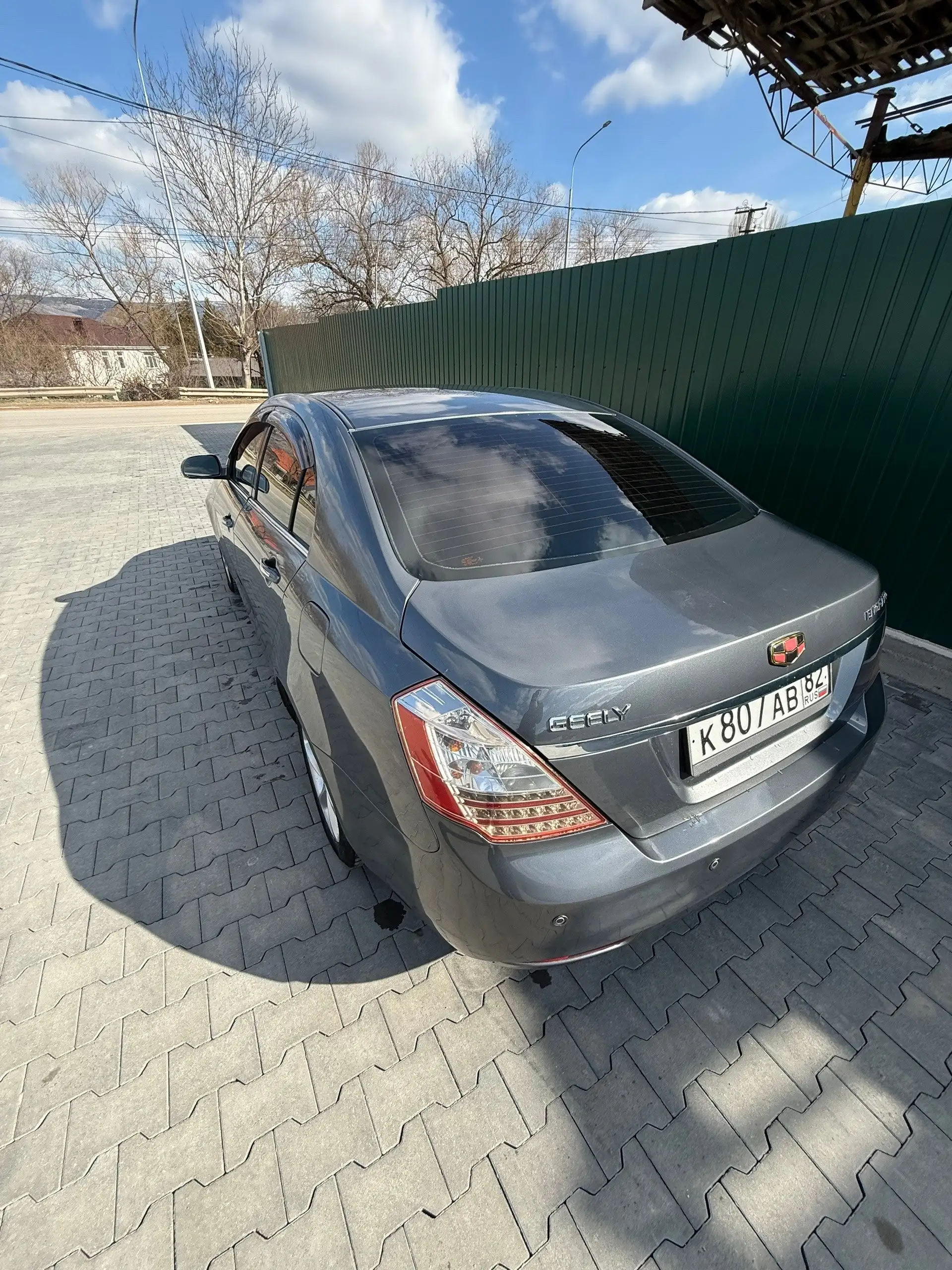 Продажа автомобиля Джили Эмгранд 2014 года - Легковые автомобили (Авто) в Симферополь