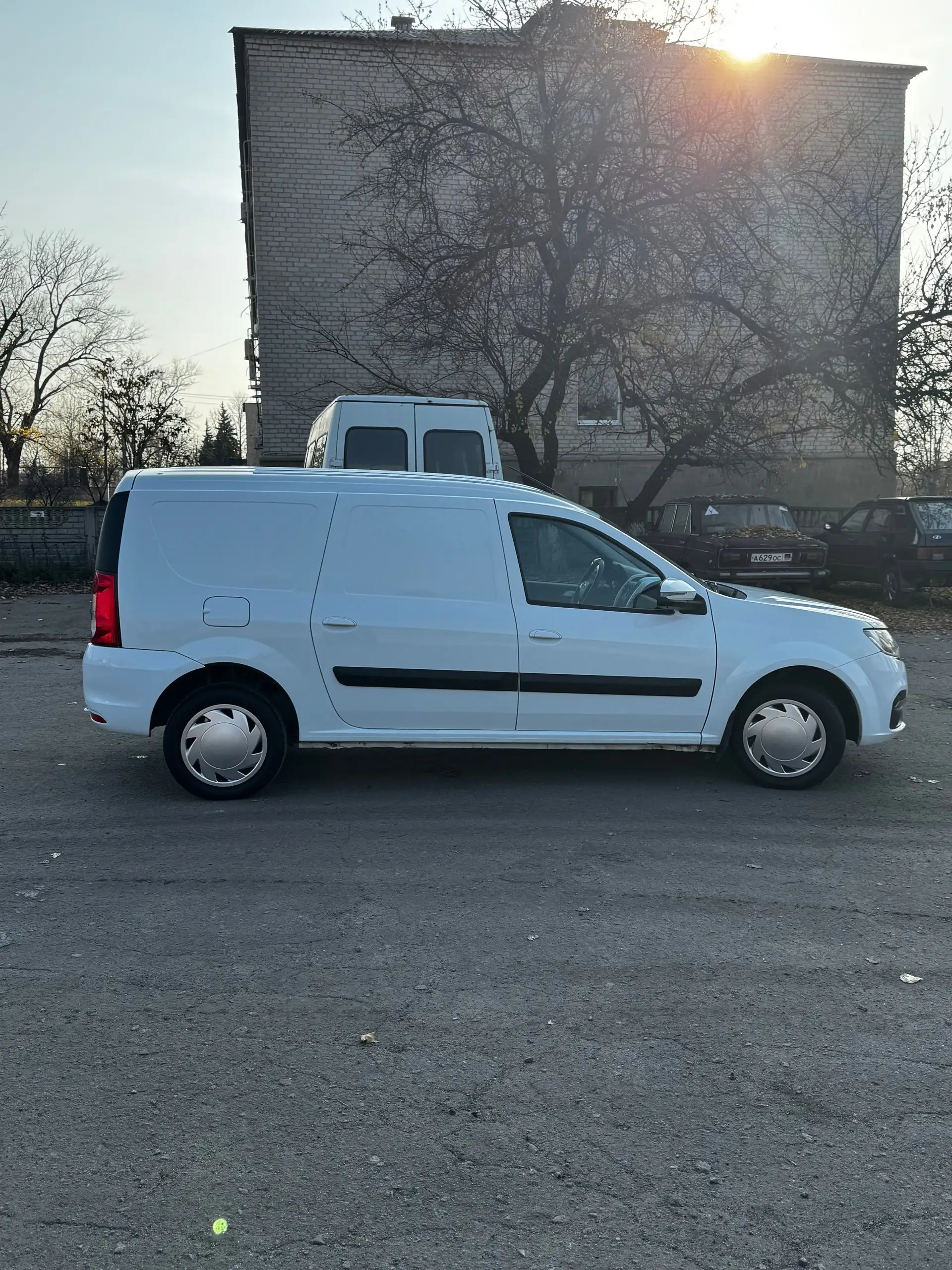 Продам LADA Largus 2021 года - Легковые автомобили (Авто) в Севастополь