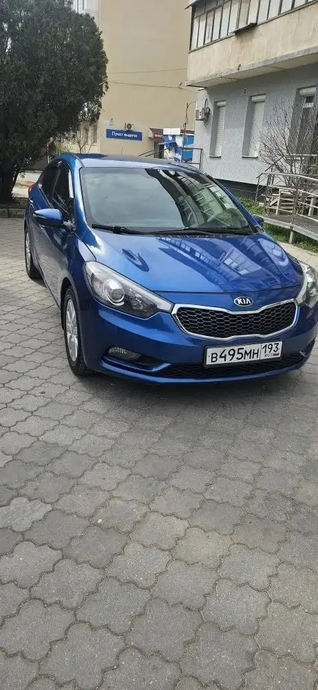 Продажа автомобиля 2013 года, двигатель 1.6 АКПП - Авто в Евпатория