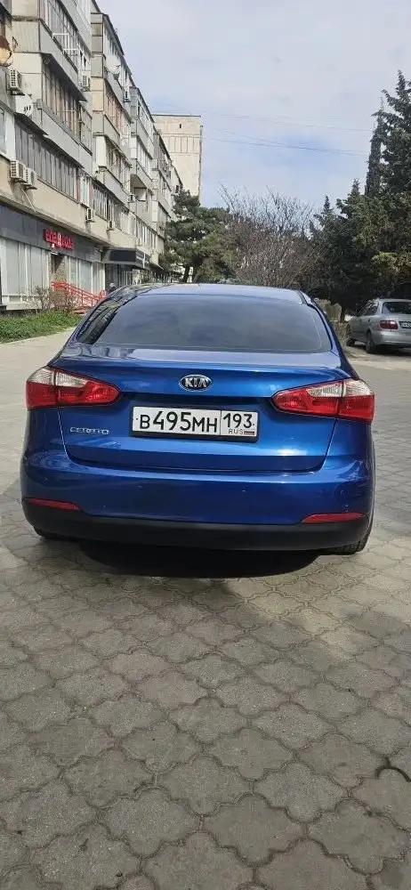 Продажа автомобиля 2013 года, двигатель 1.6 АКПП - Авто в Евпатория