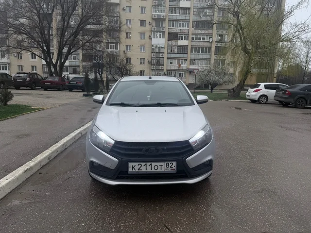 Продам Ладу Веста 2020 года в отличном состоянии - Легковые автомобили в Армянск