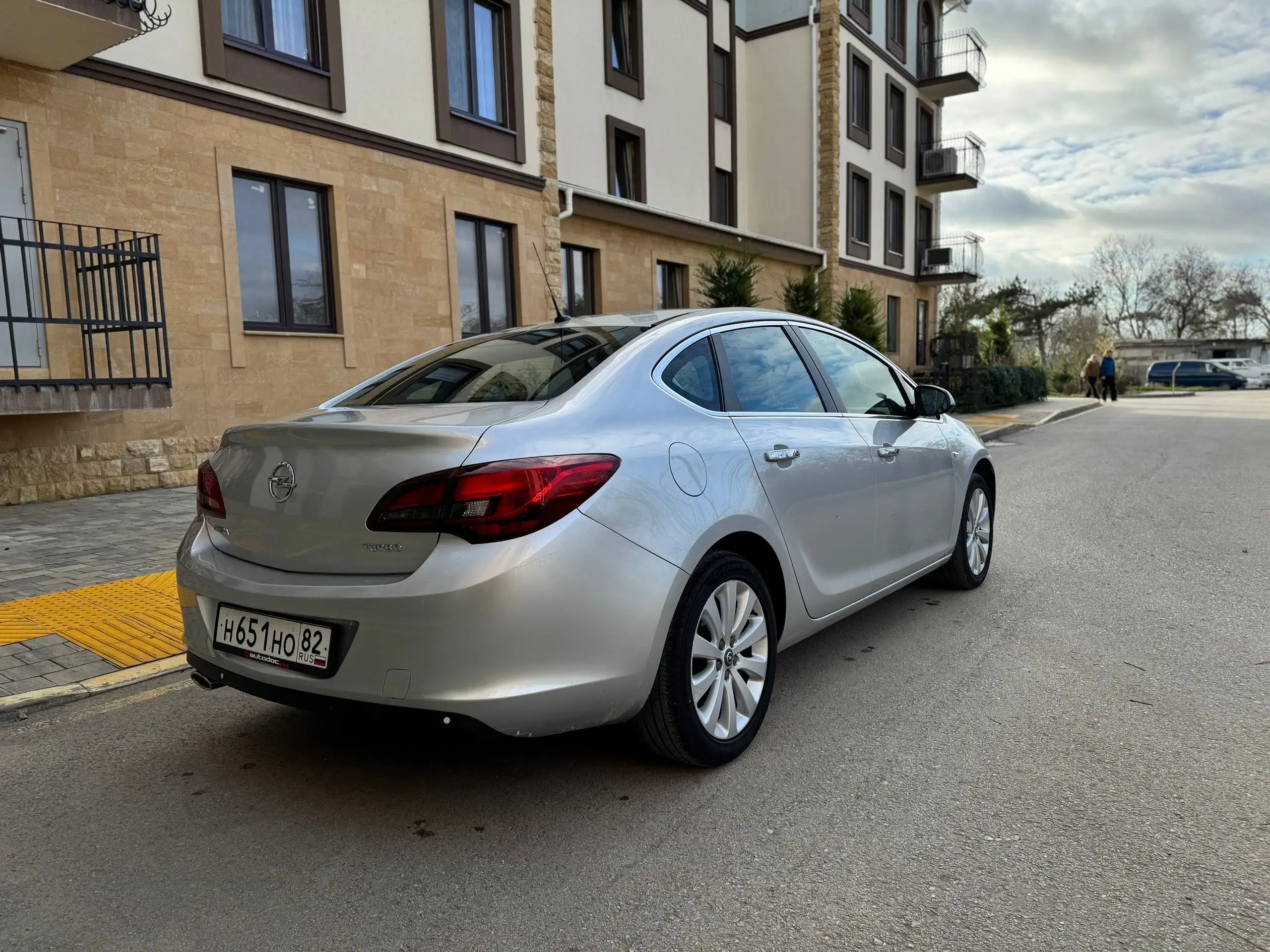 Продажа автомобиля с хорошим техническим состоянием - Авто в Севастополь