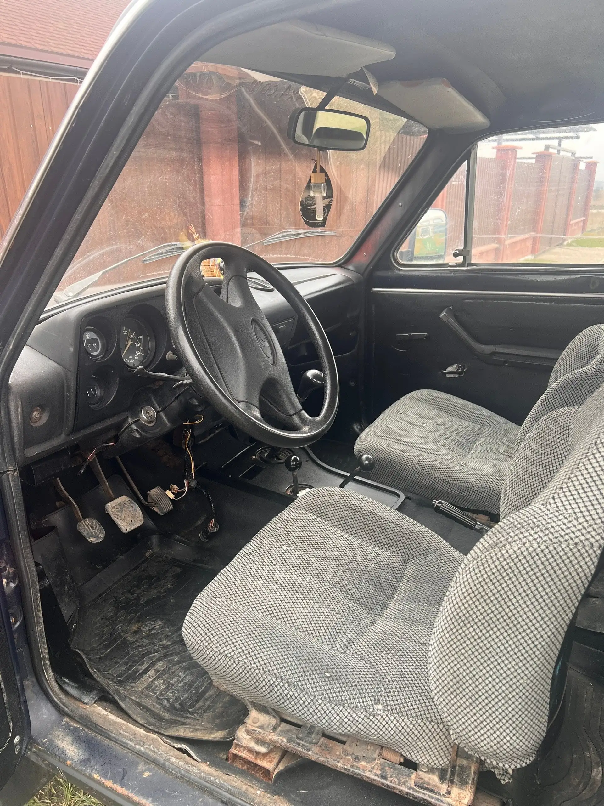 Продажа автомобиля Нива 4x4 - Авто в Севастополь