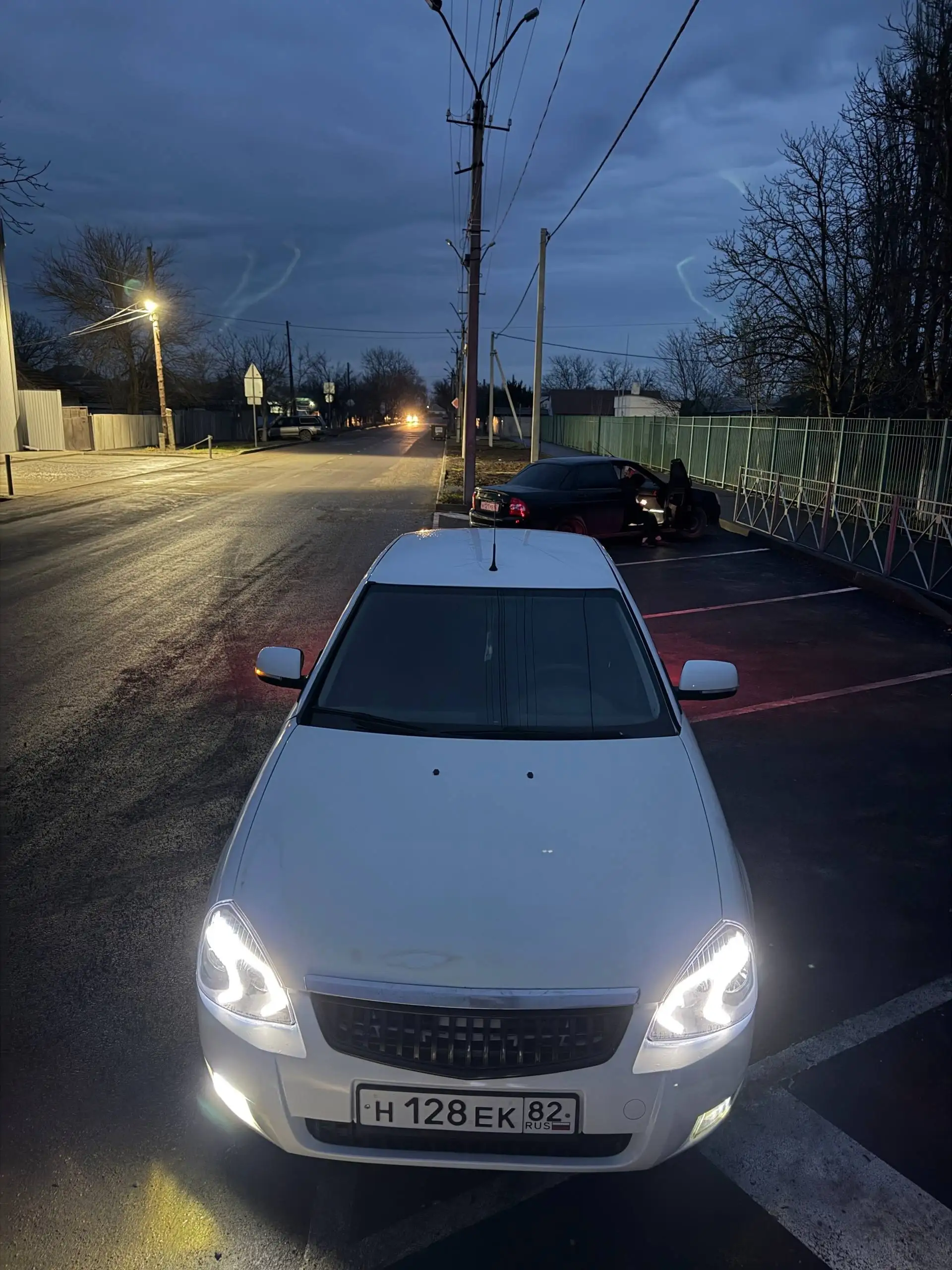 Продажа автомобиля Lada Priora 2011 года - Авто в Джанкой