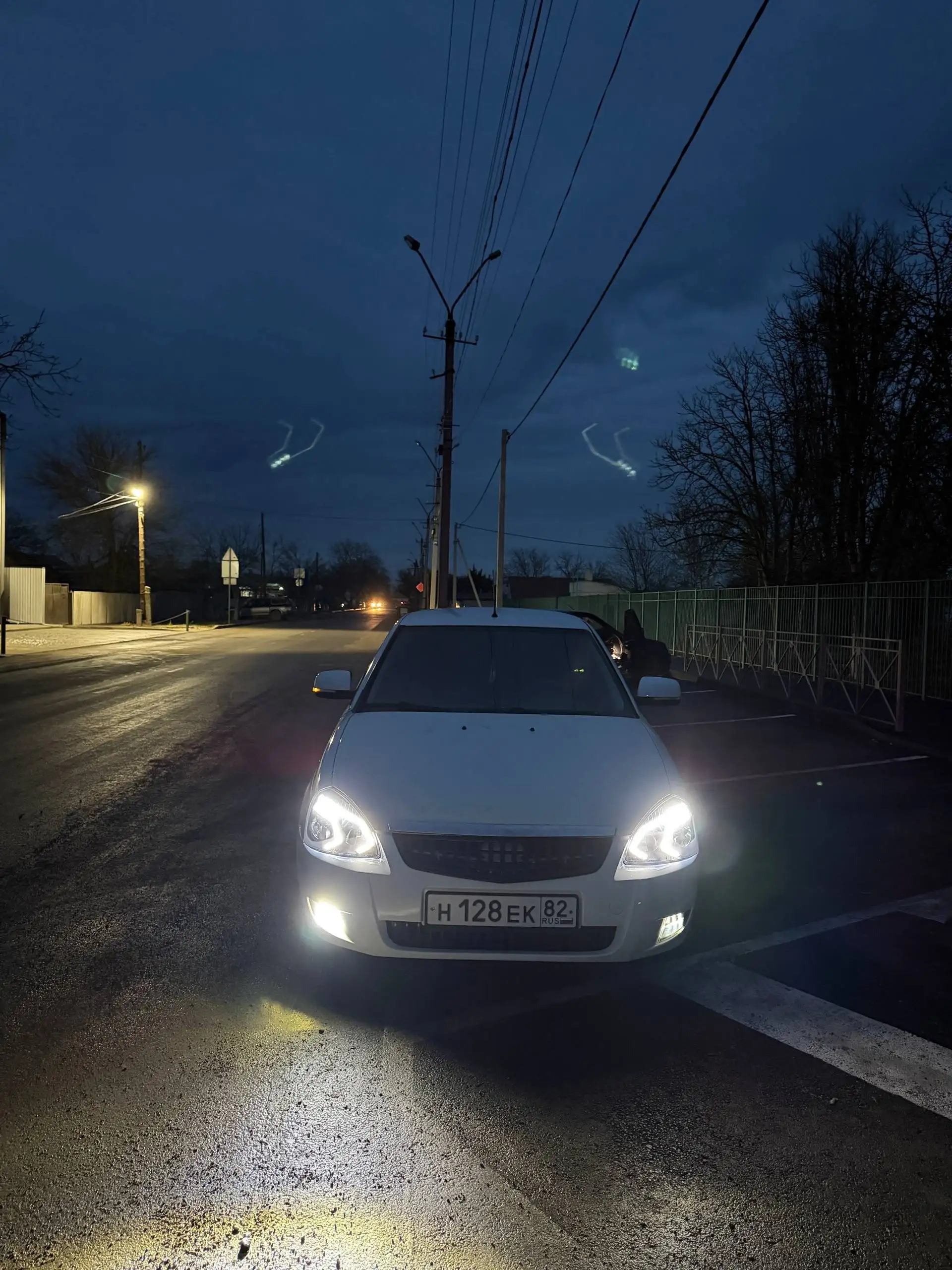 Продажа автомобиля Lada Priora 2011 года - Авто в Джанкой