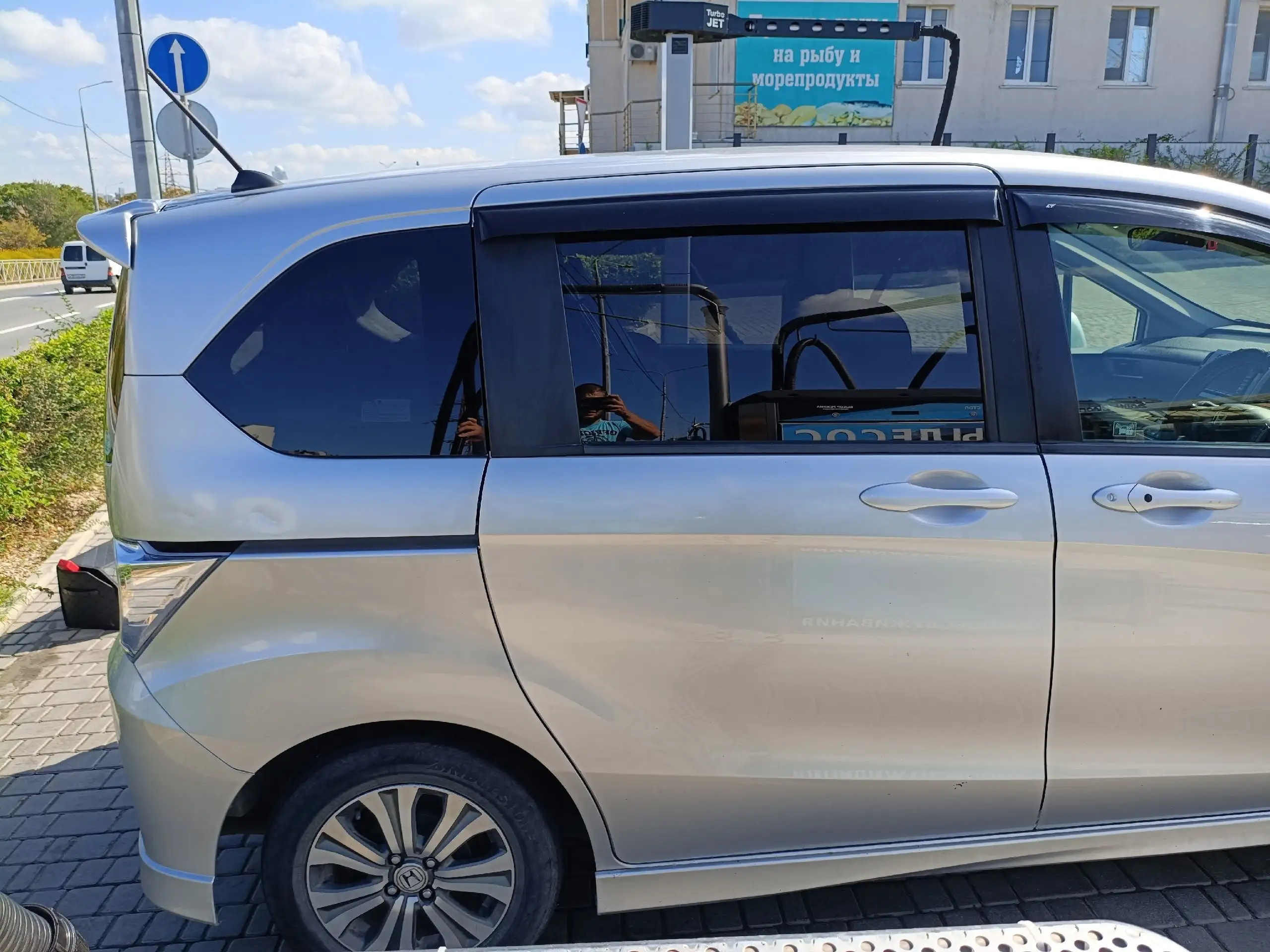 Продается Honda Freed Hybrid 2011 года из Японии - Минивэны (Авто) в Севастополь
