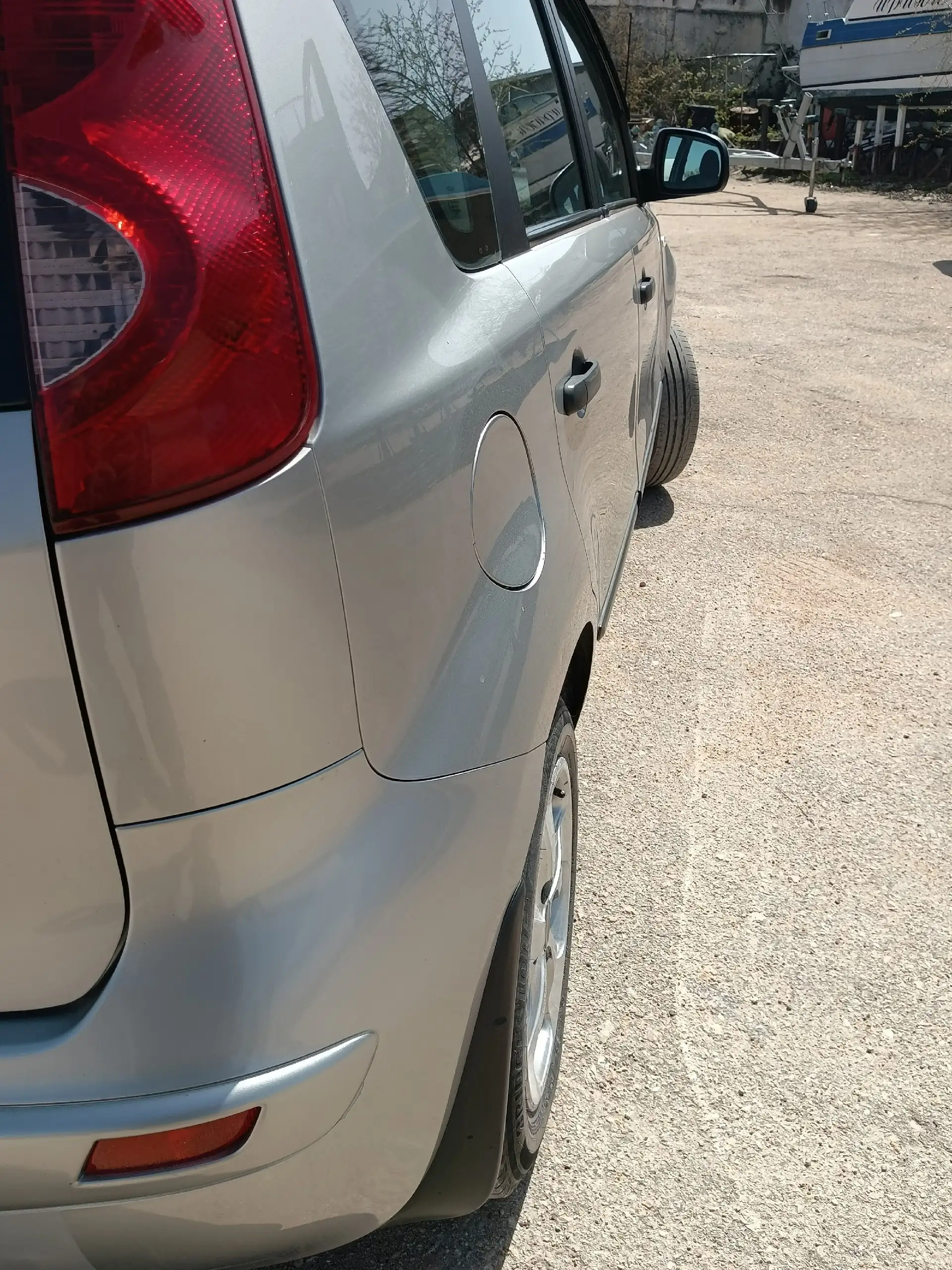 Продается НИССАН НОУТ 2012 года - Авто в Севастополь