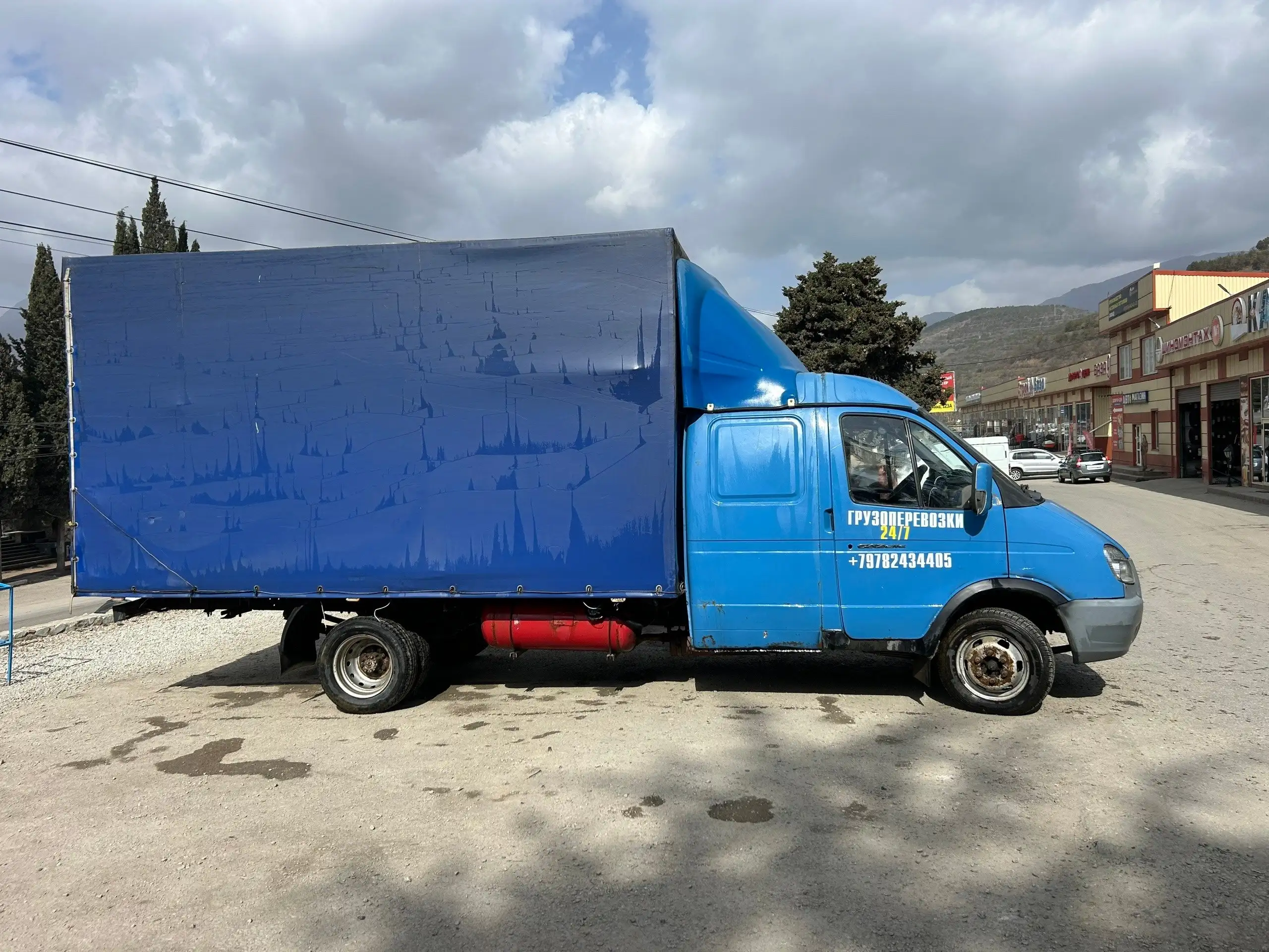 Продажа автомобиля в отличном состоянии - Авто в Алушта