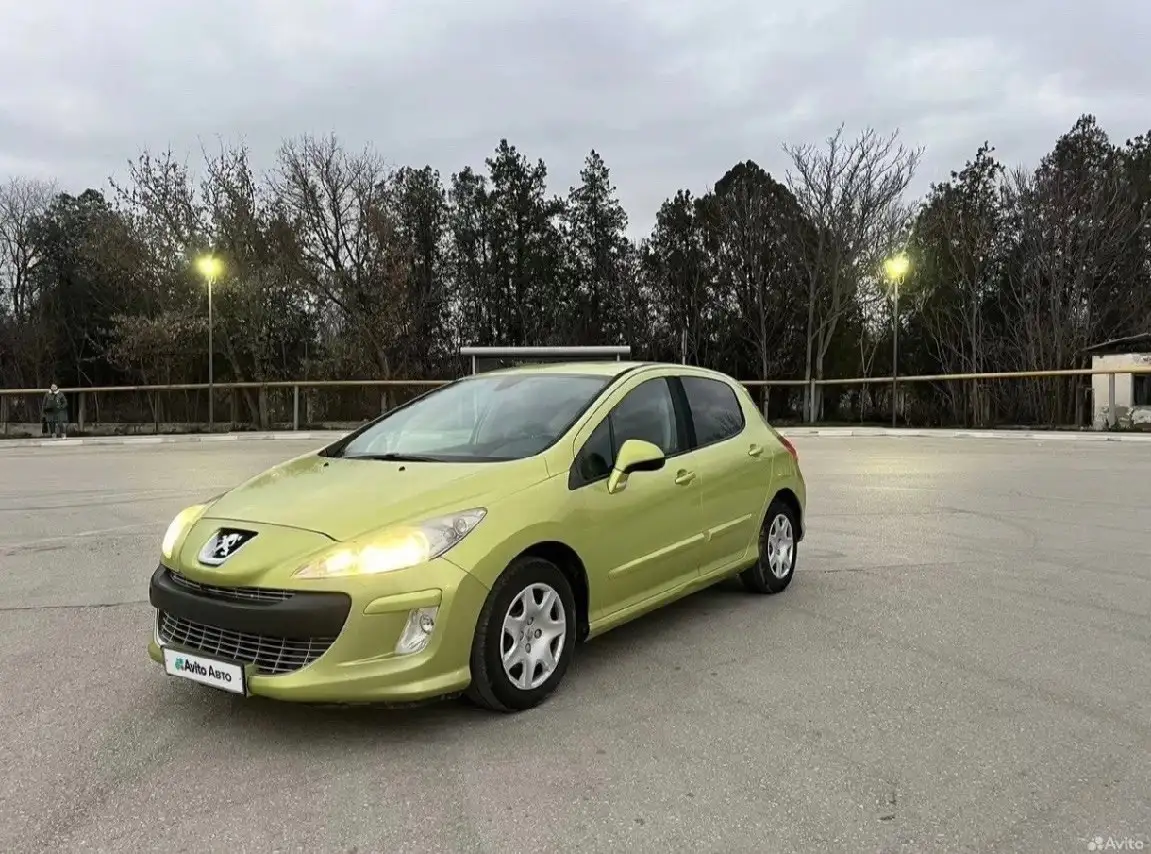 Продажа Peugeot 308 2008 года - Авто в Красноперекопск