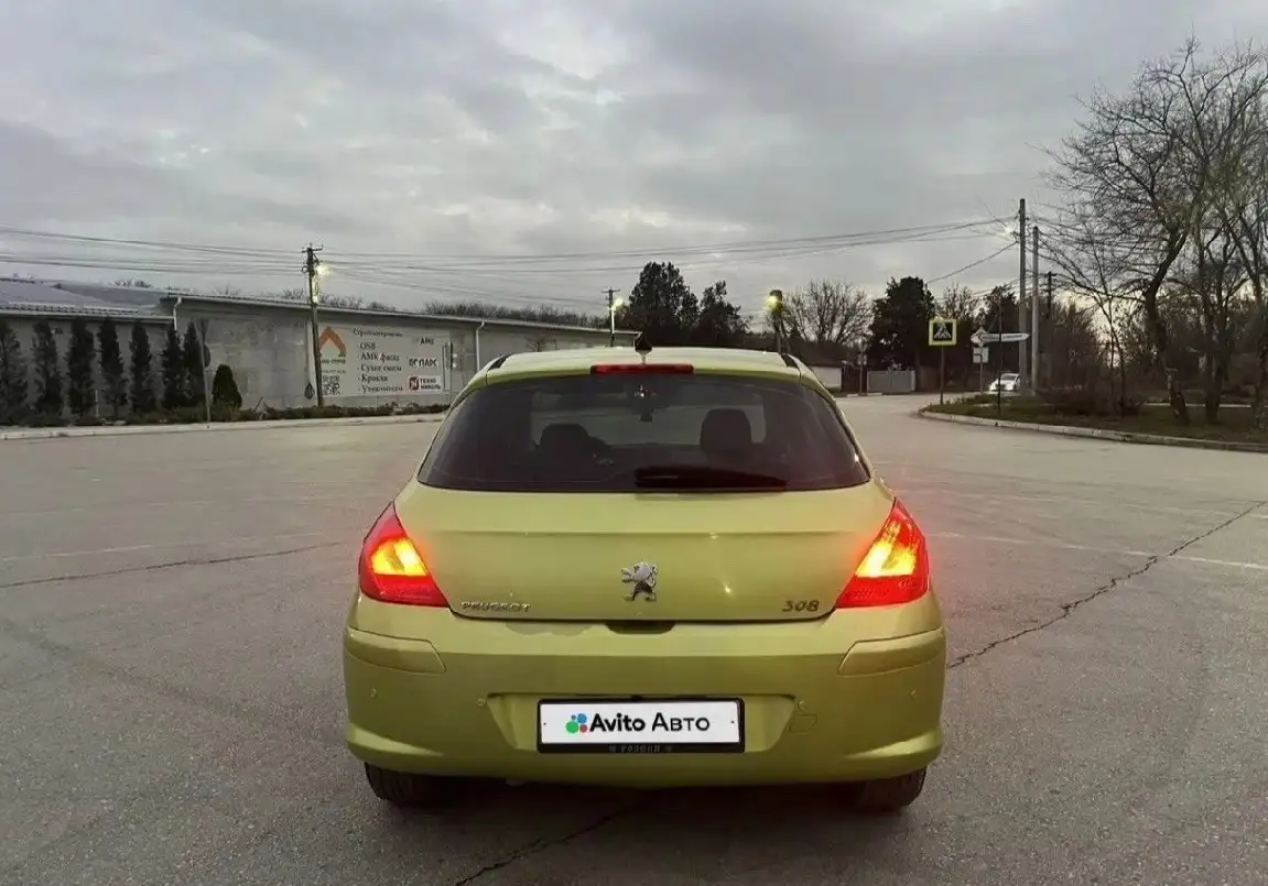 Продажа Peugeot 308 2008 года - Авто в Красноперекопск