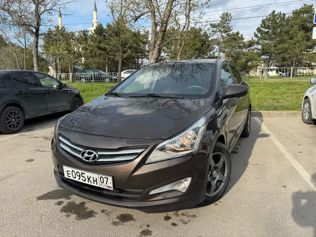 Hyundai Solaris 2015 - СитроЕн С4 в Симферополь