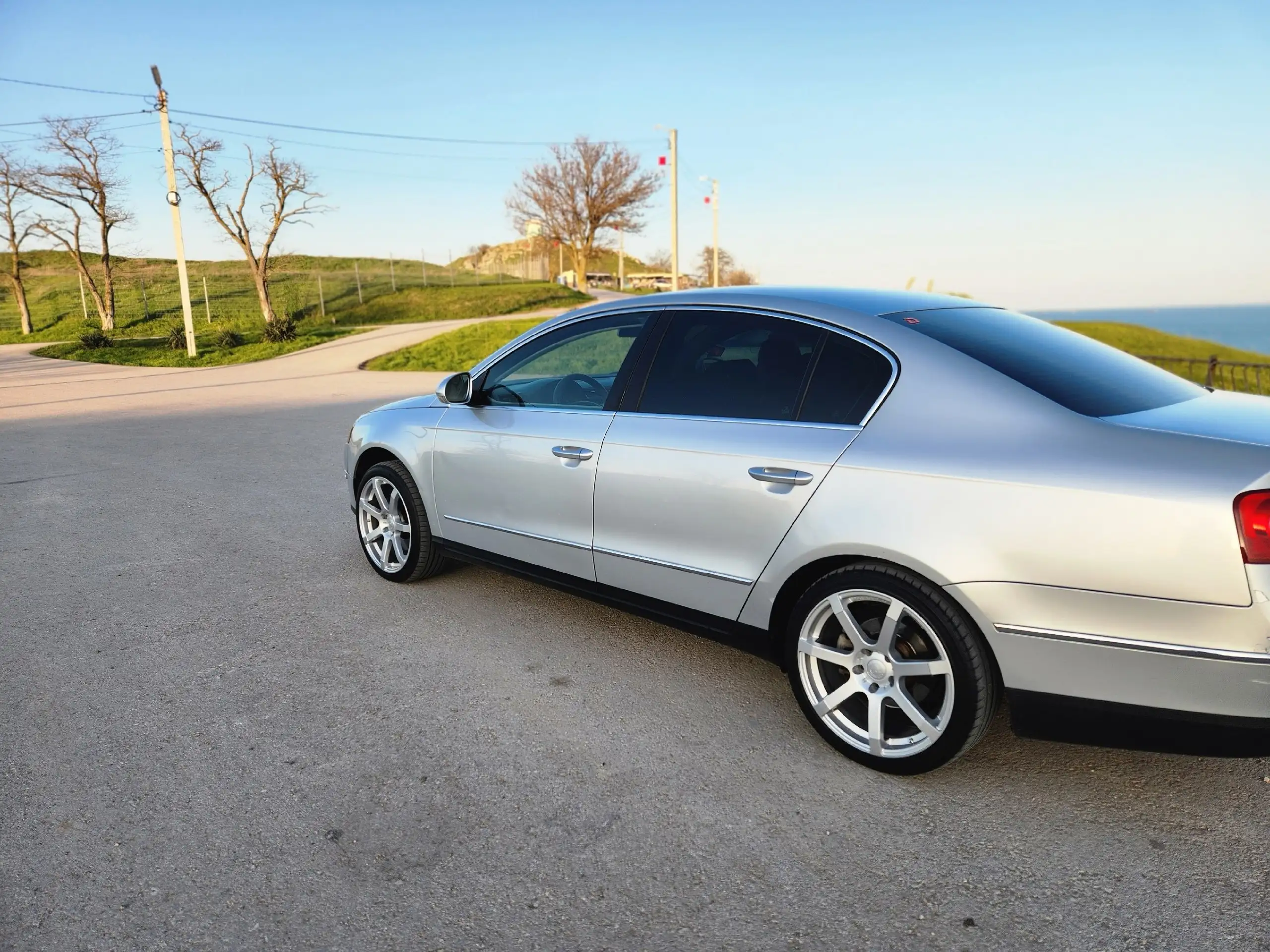 Volkswagen Passat B6 2007 - Легковые автомобили (Авто) в Керчь