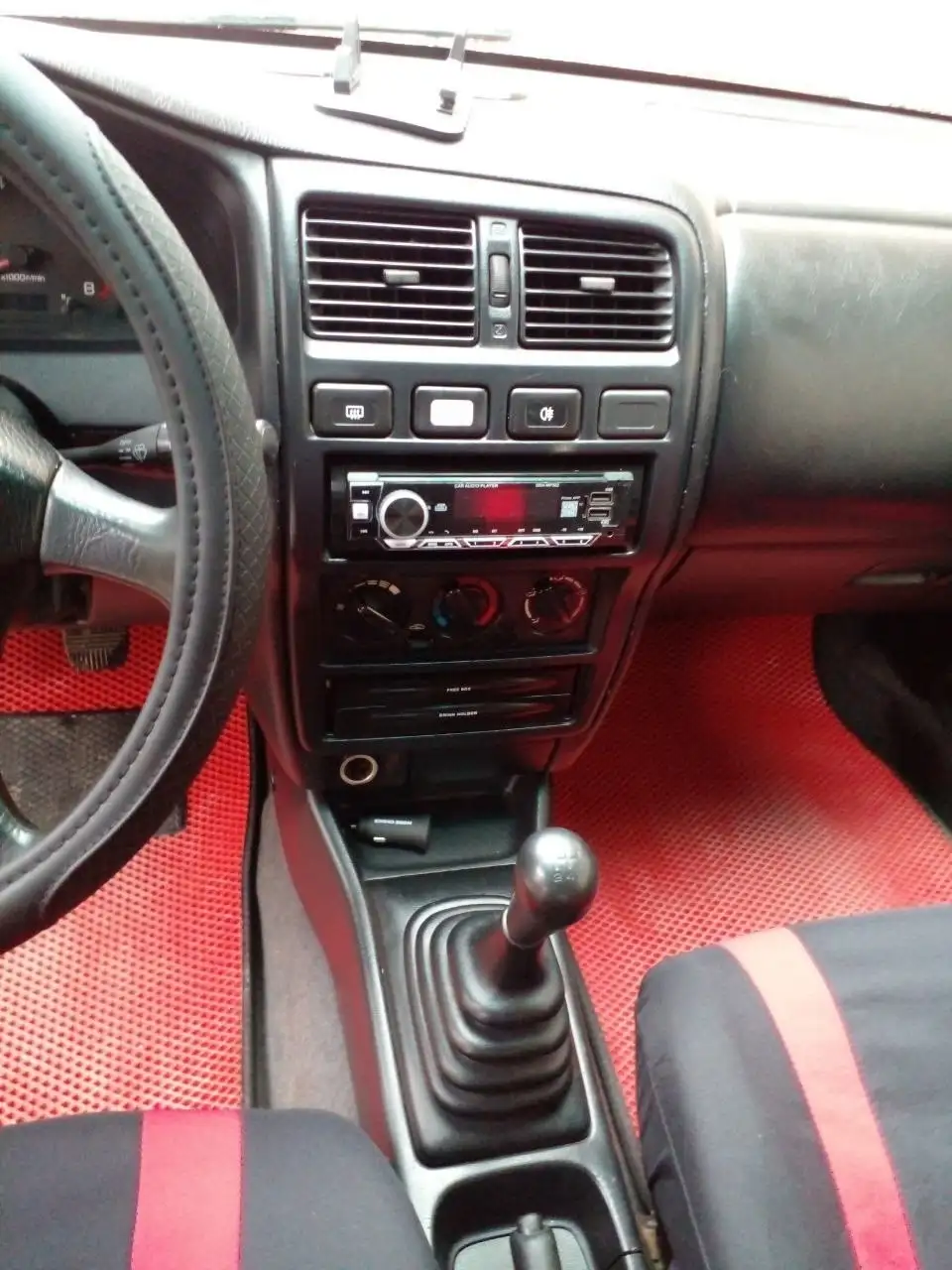 Nissan Almera N15 1997 - Легковые автомобили (Авто) в Севастополь