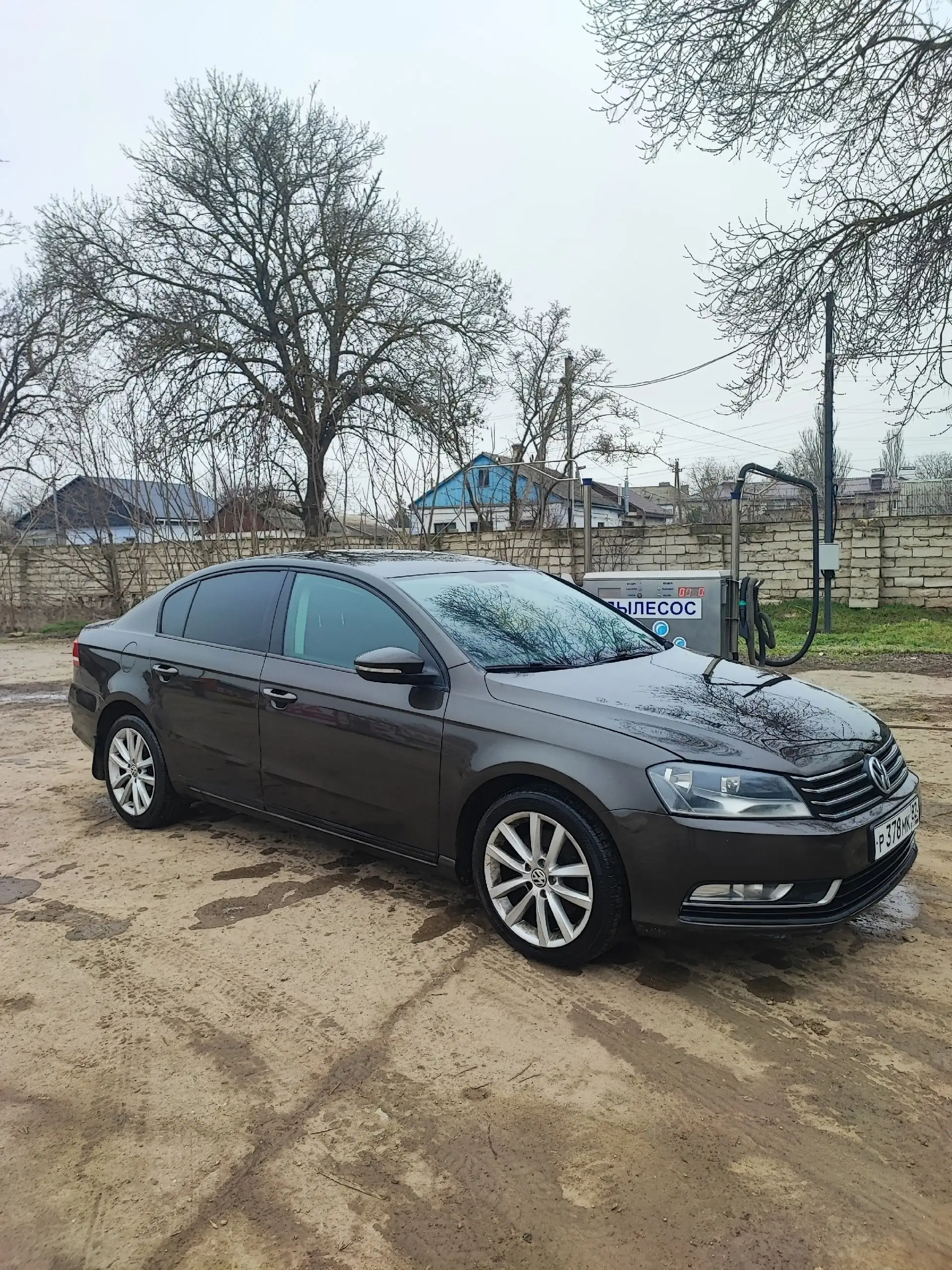 Volkswagen Passat B7 2012 - Легковые автомобили (Авто) в Ленино