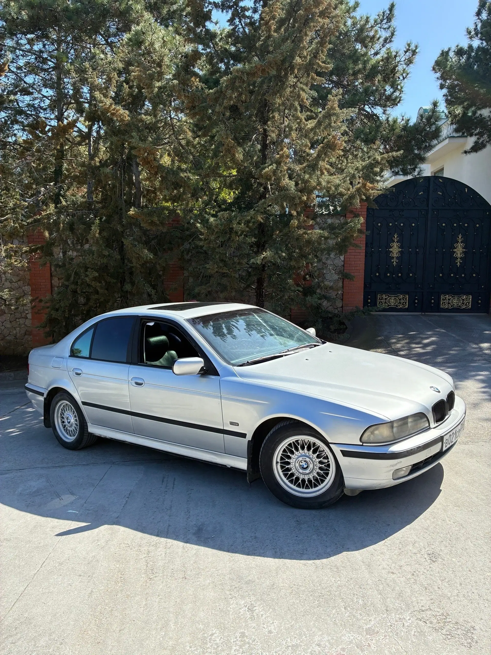 BMW 5-series 523i 2000 - Легковые автомобили (Авто) в Севастополь