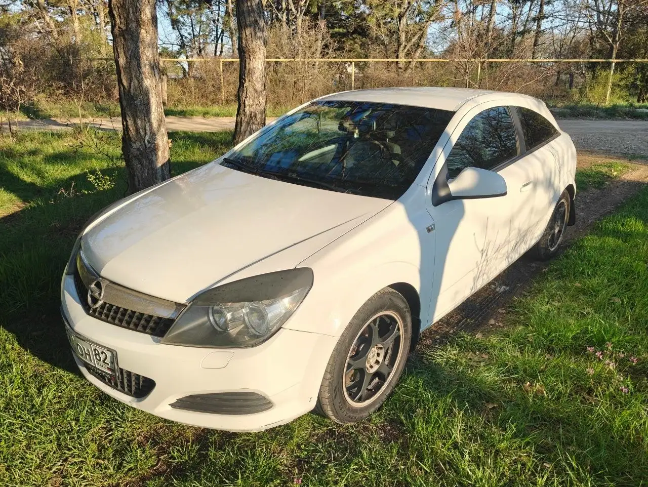 Opel Astra GTC 2010 - Легковые автомобили (Авто) в Севастополь