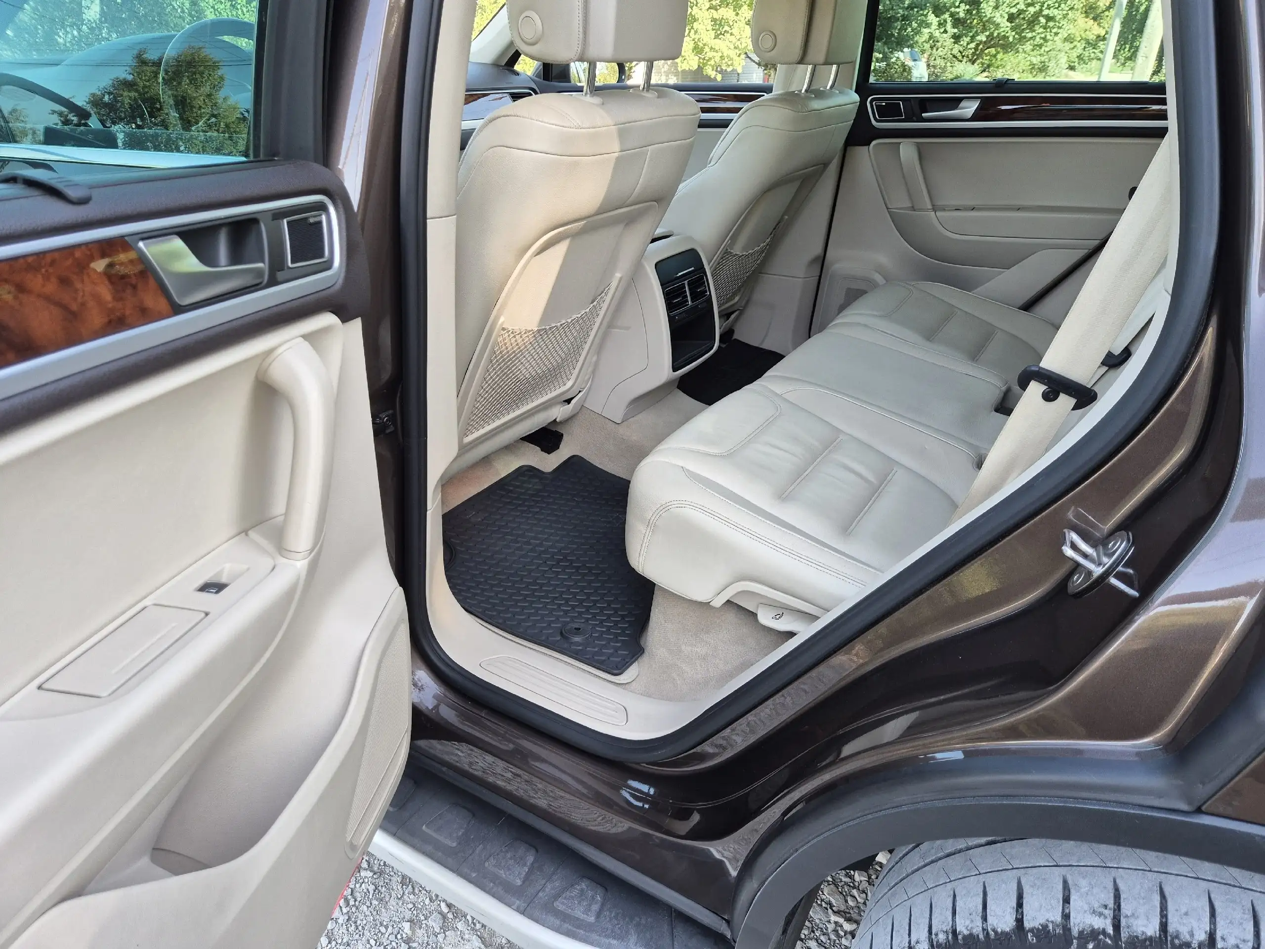 Volkswagen Touareg NF 2012 - Volkswagen Touareg (Авто) в Нижнегорский