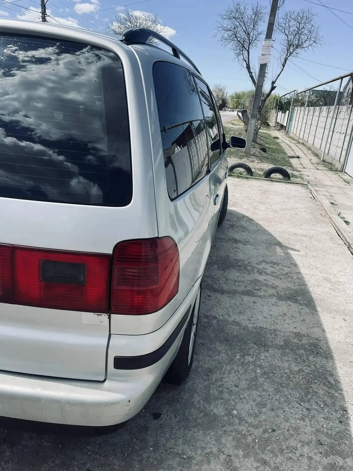 Volkswagen Sharan 2003 дизель - Легковые автомобили (Авто) в Симферополь