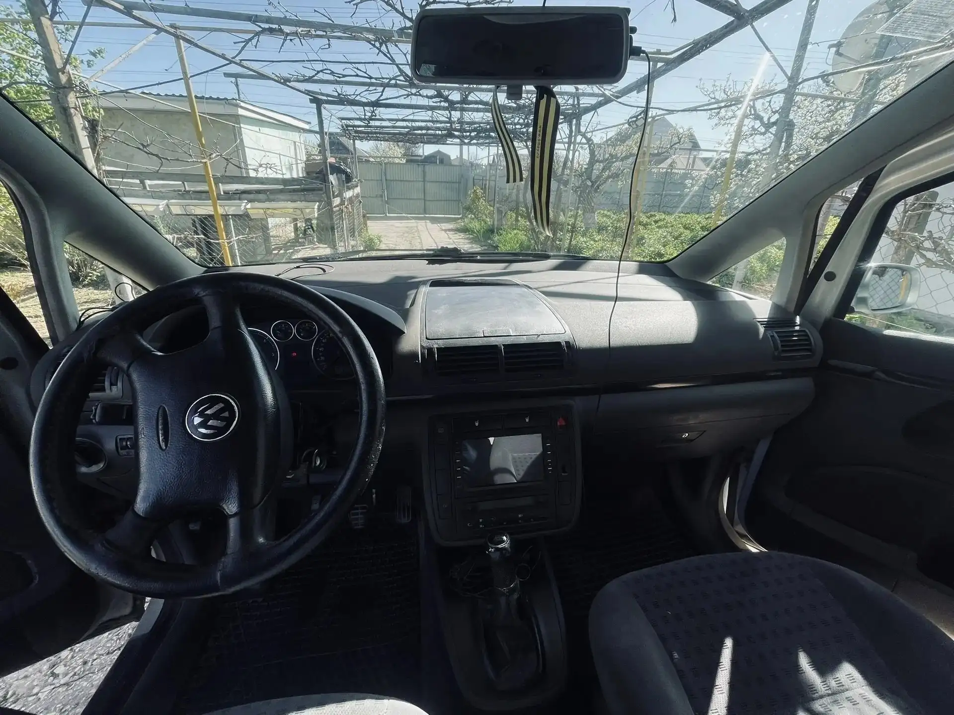 Volkswagen Sharan 2003 дизель - Легковые автомобили (Авто) в Симферополь