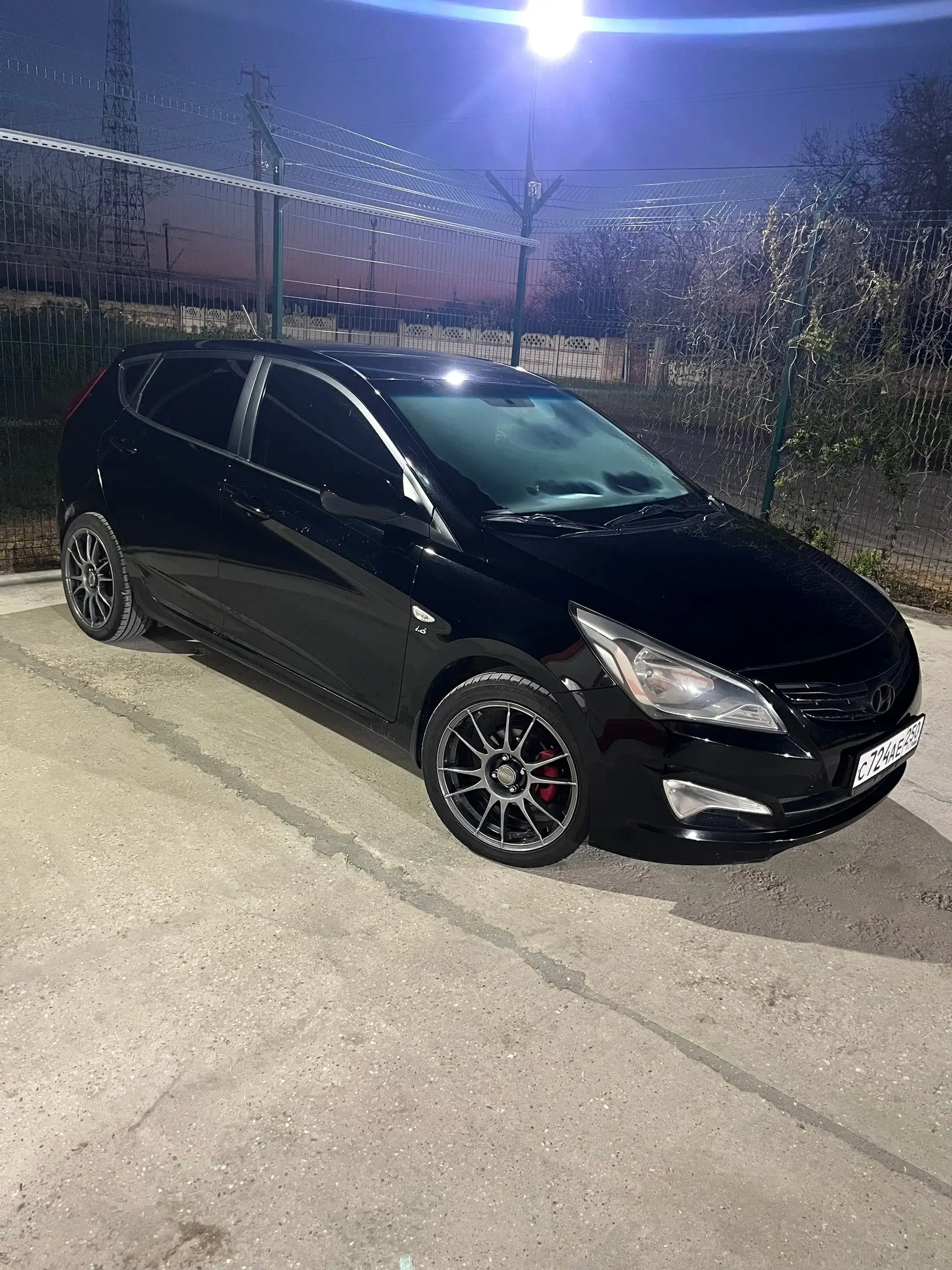 Hyundai Solaris 1.6 2015 - Hyundai Solaris (Авто) в Раздольное