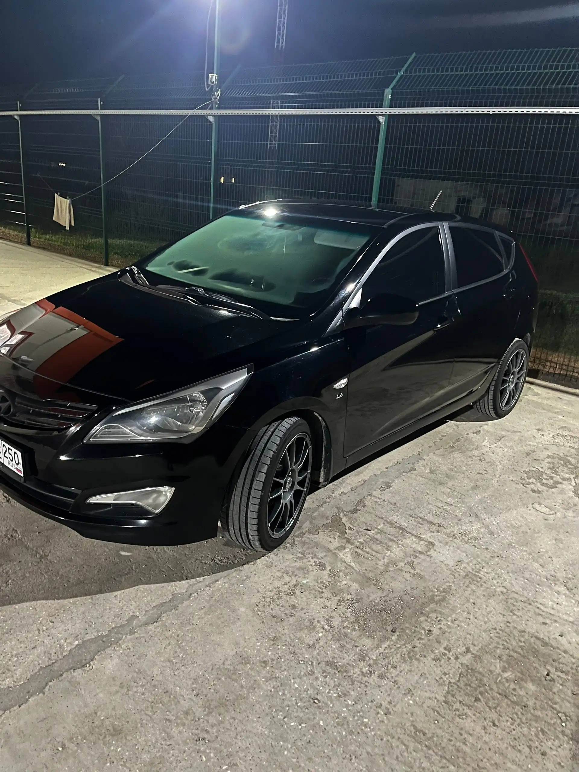 Hyundai Solaris 1.6 2015 - Hyundai Solaris (Авто) в Раздольное